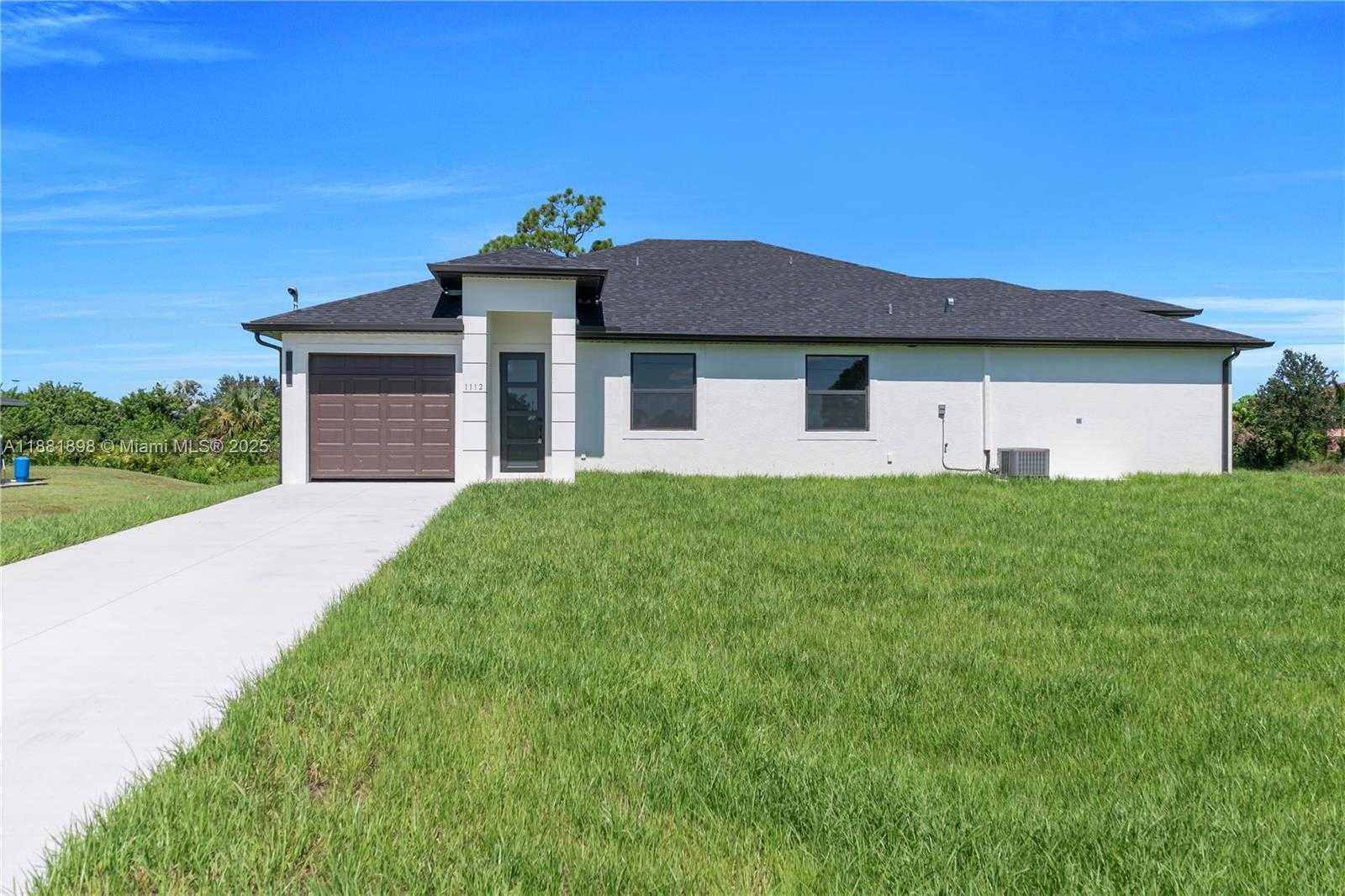 Small Image of 1110 EISENHOWER BLVD, Lehigh Acres Number 12