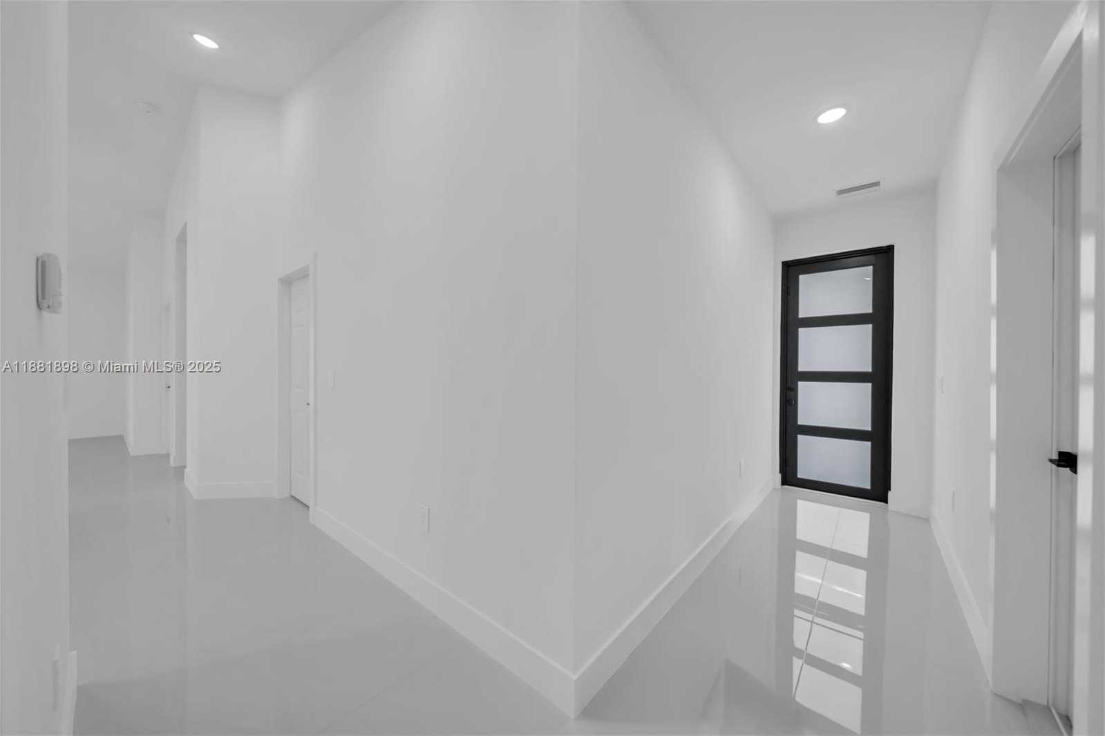Small Image of 1110 EISENHOWER BLVD, Lehigh Acres Number 16