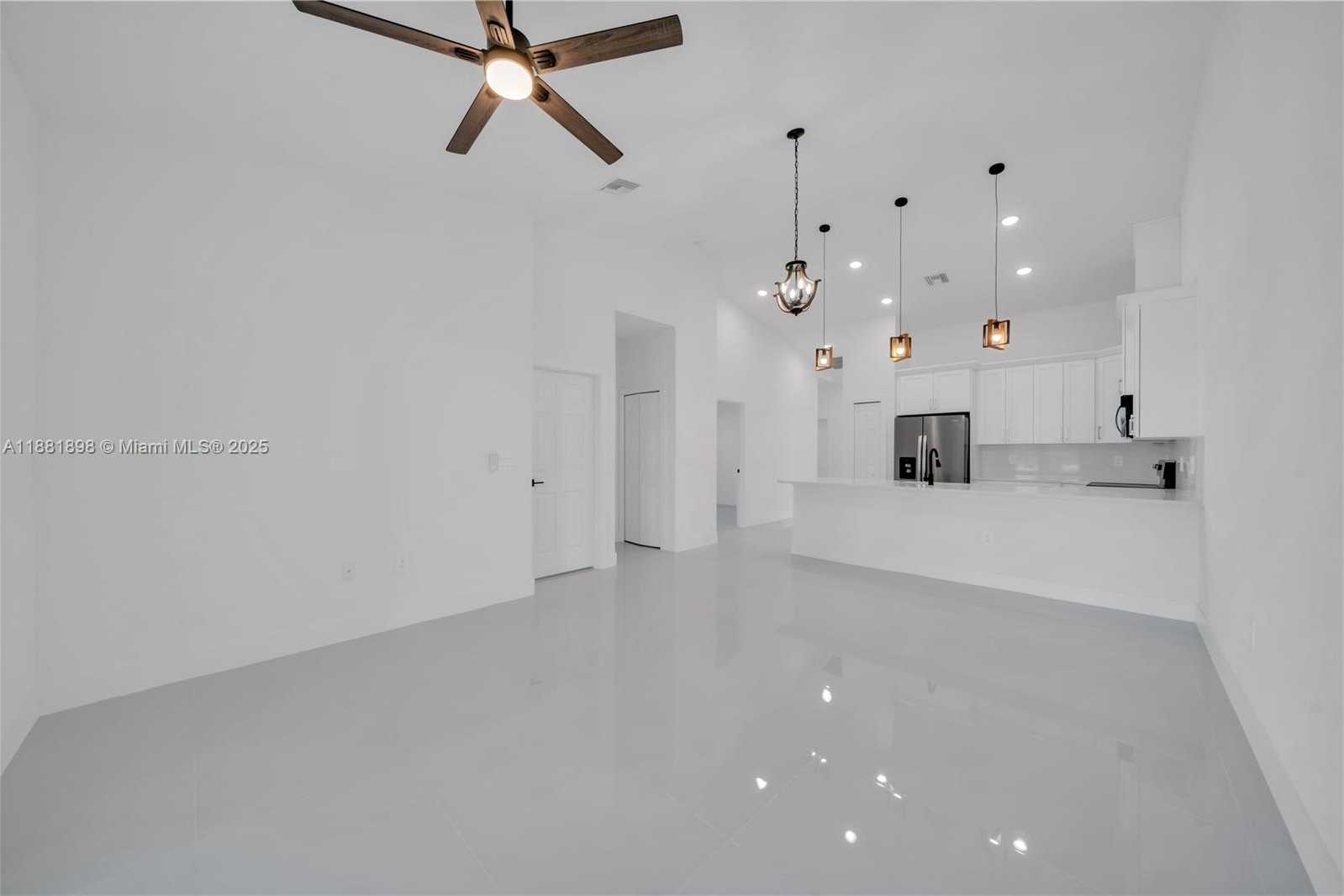 Small Image of 1110 EISENHOWER BLVD, Lehigh Acres Number 27