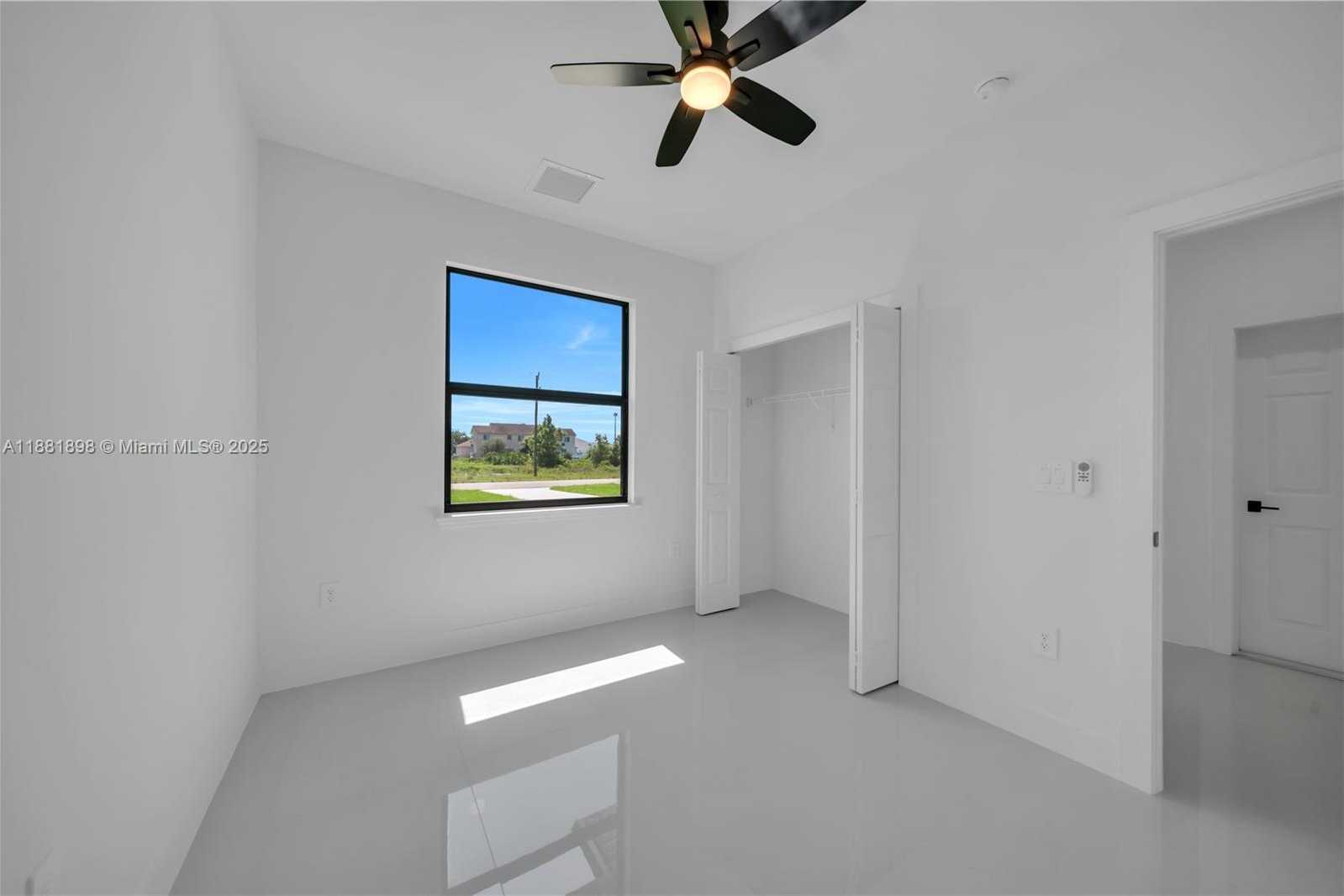 Small Image of 1110 EISENHOWER BLVD, Lehigh Acres Number 33