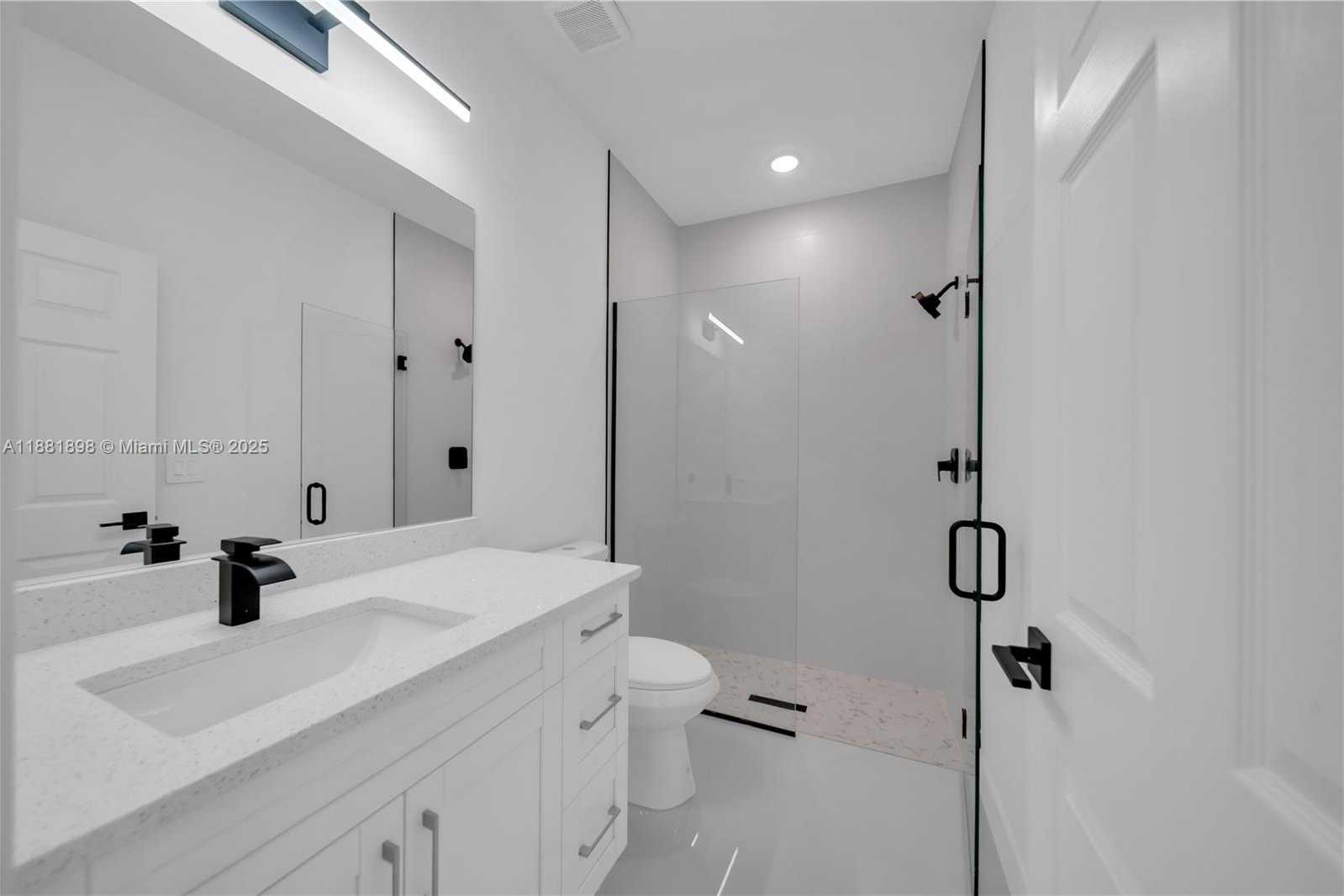 Small Image of 1110 EISENHOWER BLVD, Lehigh Acres Number 34