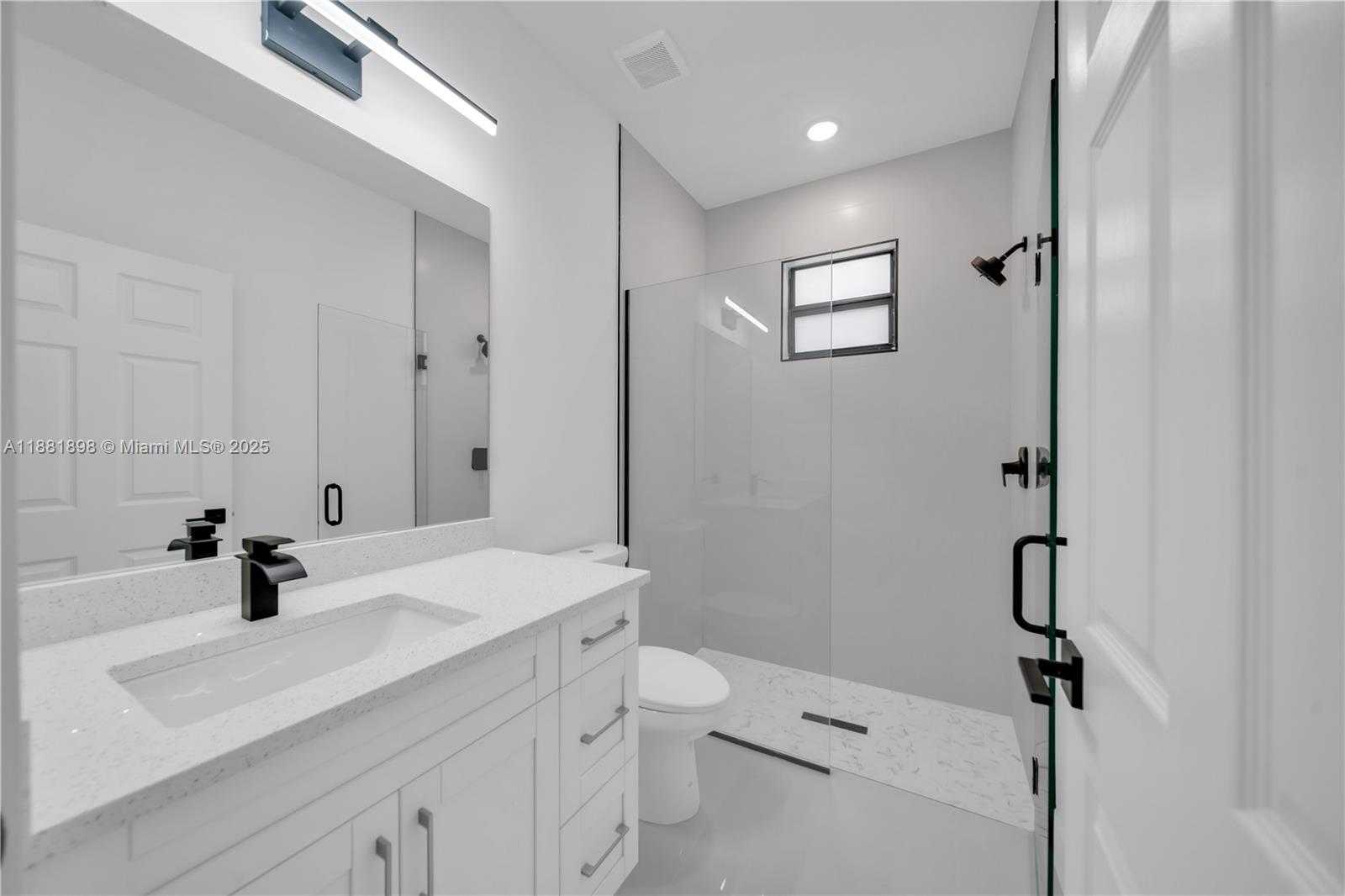 Small Image of 1110 EISENHOWER BLVD, Lehigh Acres Number 44