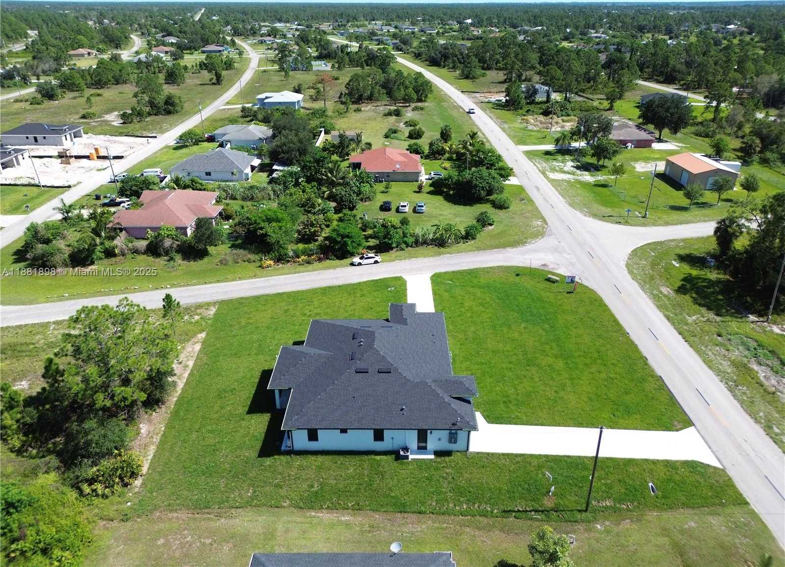 Small Image of 1110 EISENHOWER BLVD, Lehigh Acres Number 51