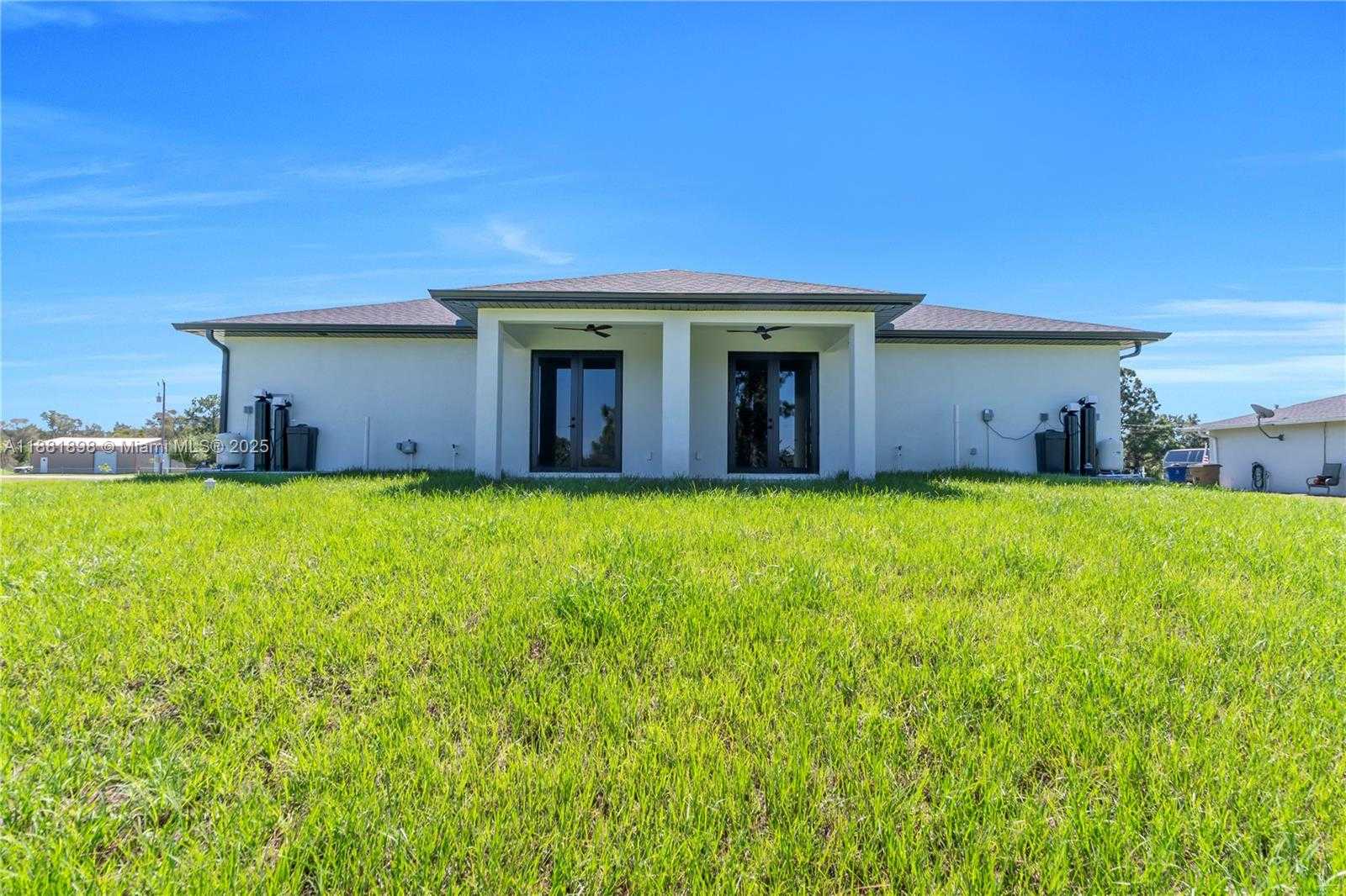 Small Image of 1110 EISENHOWER BLVD, Lehigh Acres Number 6