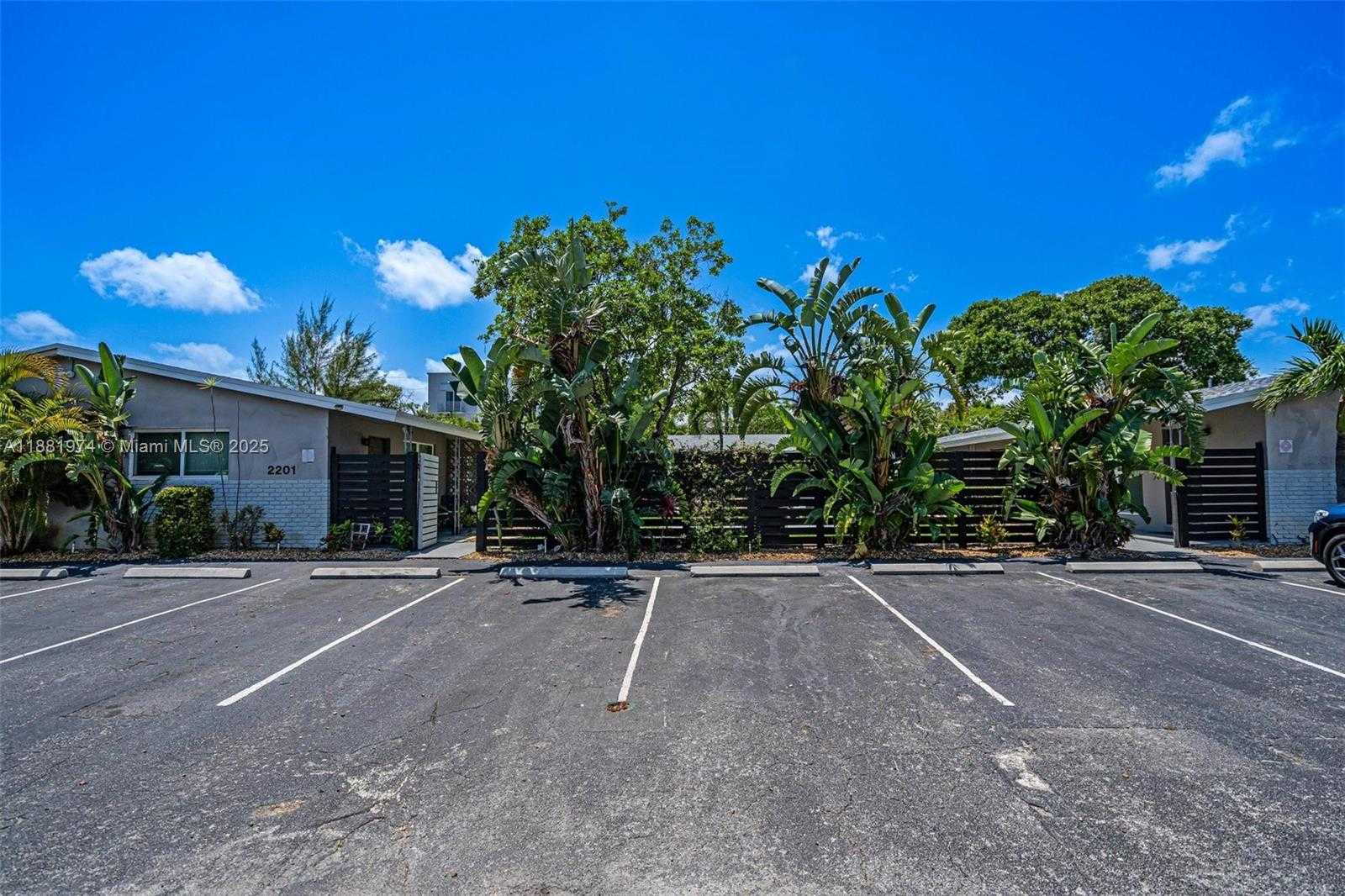 Small Image of 2201 NORTH EAST 14TH AVE #9, Wilton Manors Number 33