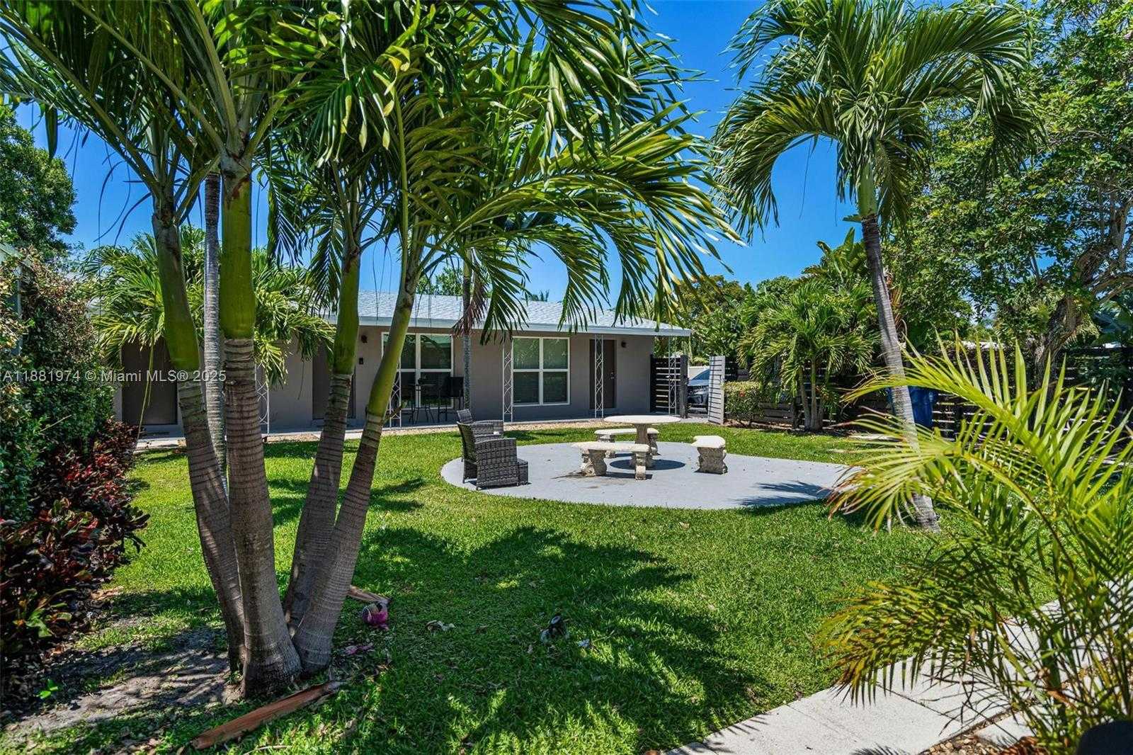 Small Image of 2201 NORTH EAST 14TH AVE #9, Wilton Manors Number 7