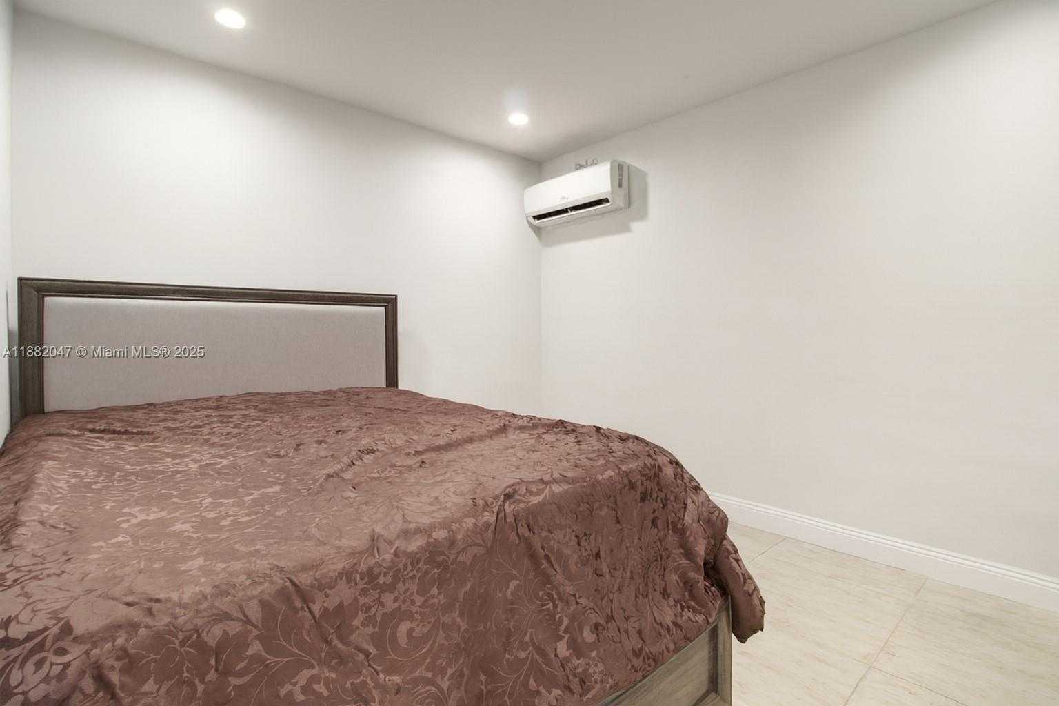 Small Image of 11120 SOUTH WEST 176TH ST #4, Miami Number 10