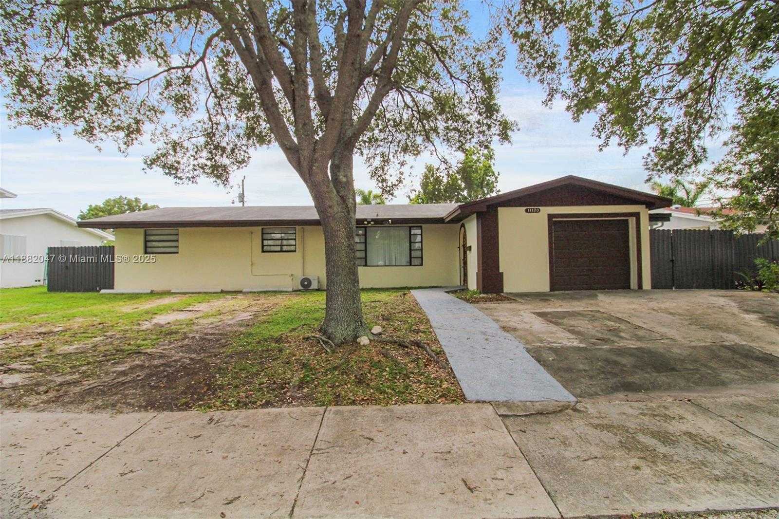 Small Image of 11120 SOUTH WEST 176TH ST #4, Miami Number 2