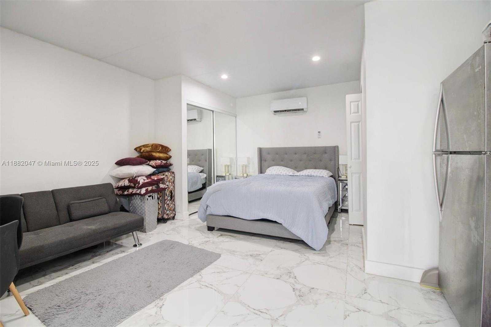 Small Image of 11120 SOUTH WEST 176TH ST #4, Miami Number 27