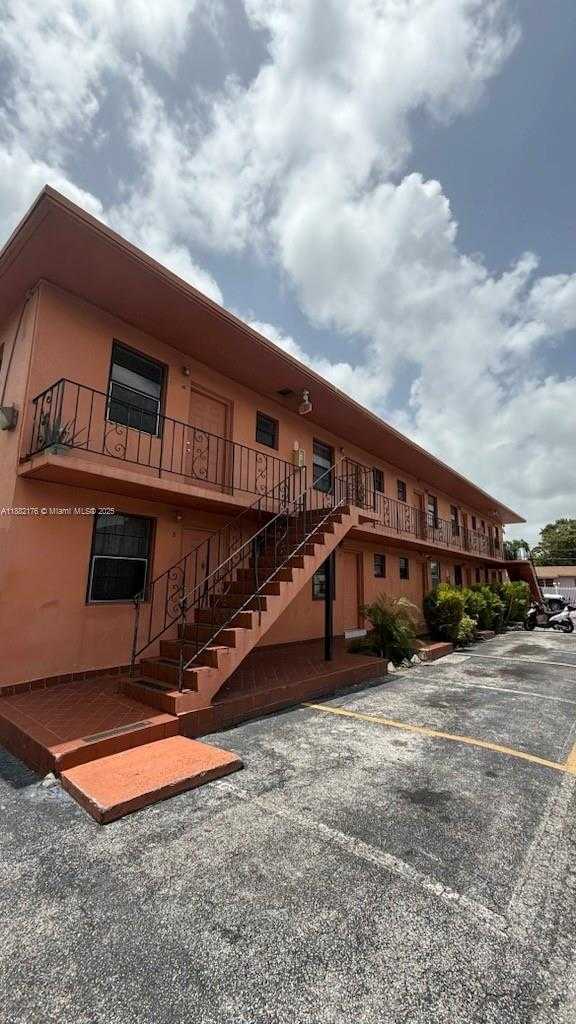 Small Image of 1716 NORTH WEST 19TH ST #10, Miami Number 2