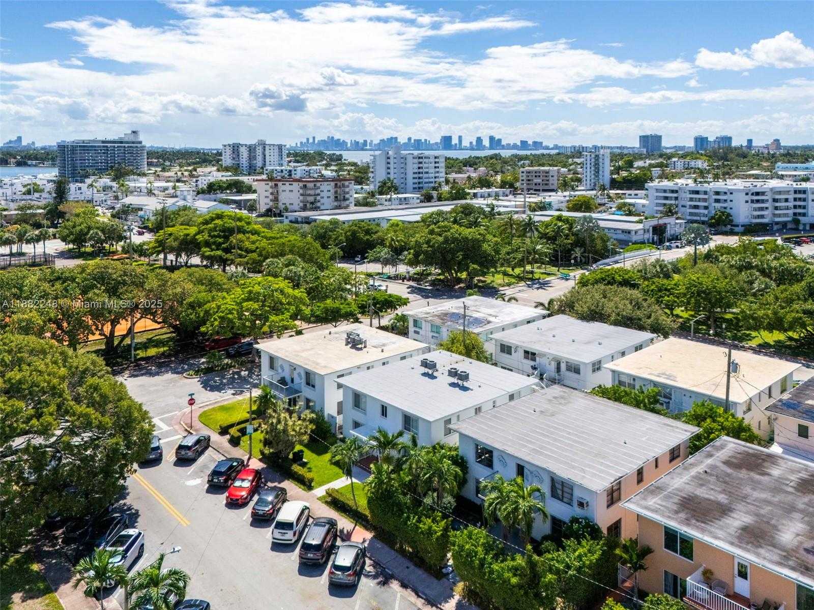 Small Image of 7320 CARLYLE AVE, Miami Beach Number 16
