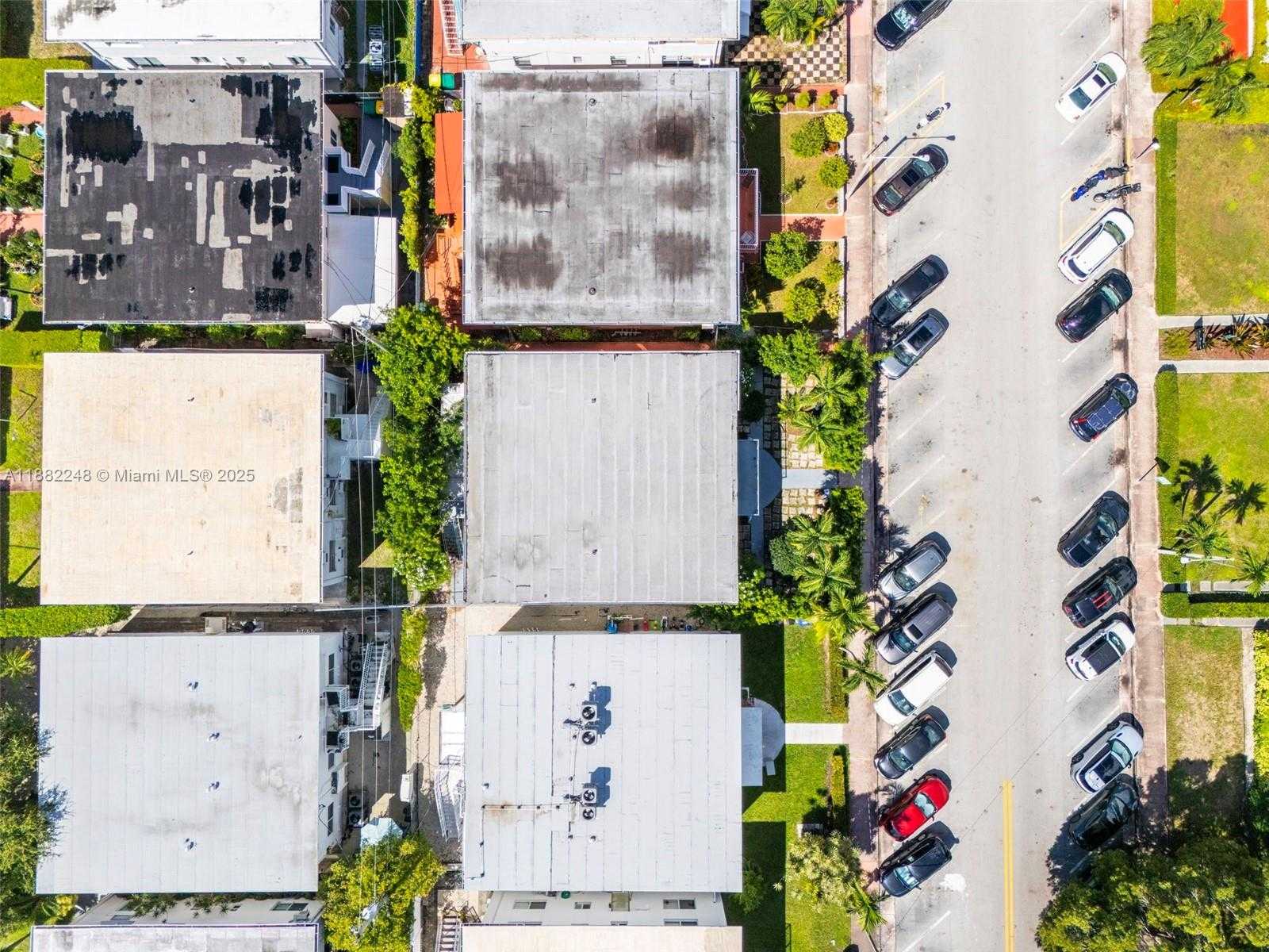 Small Image of 7320 CARLYLE AVE, Miami Beach Number 32