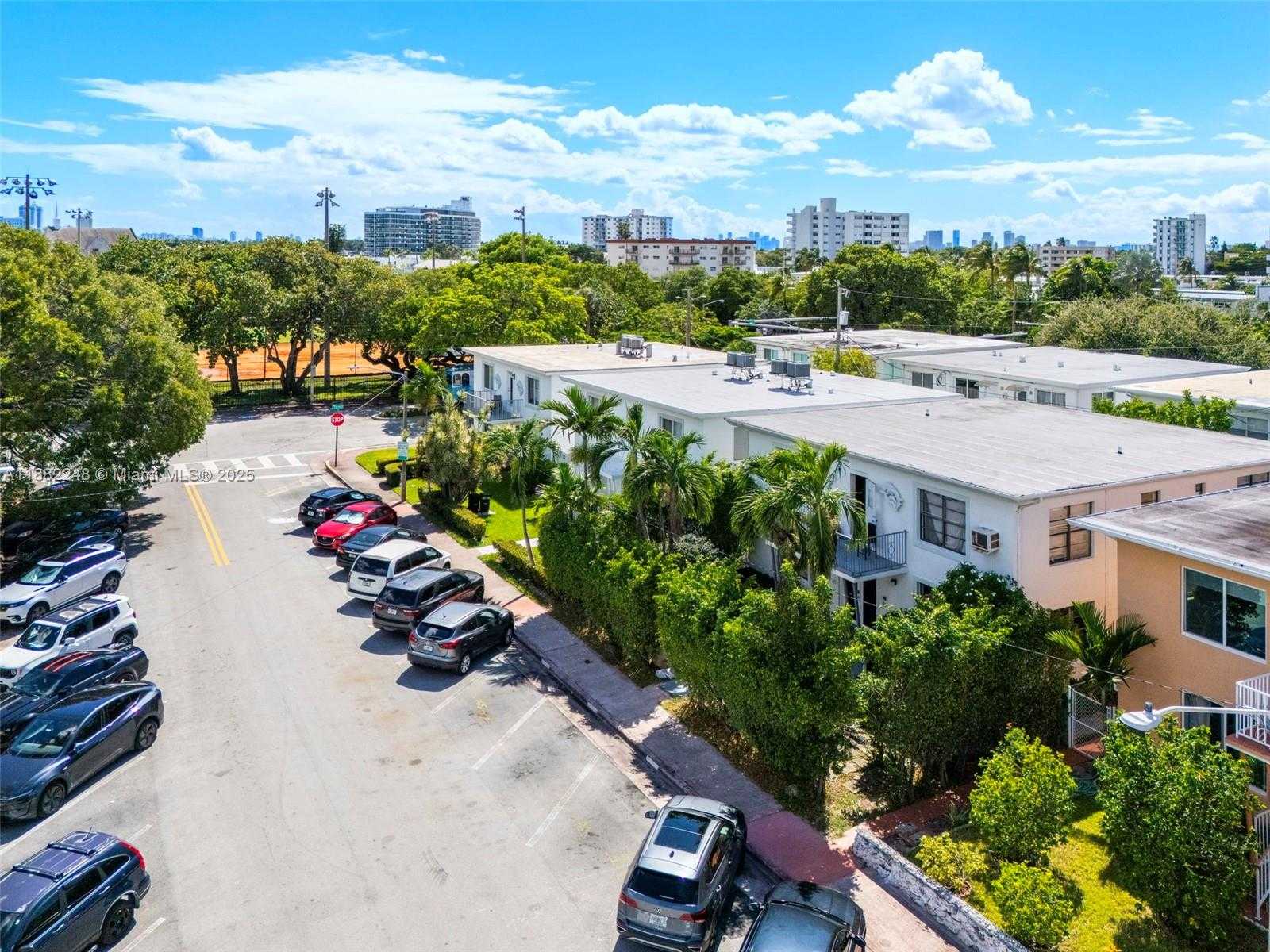 Small Image of 7320 CARLYLE AVE, Miami Beach Number 36