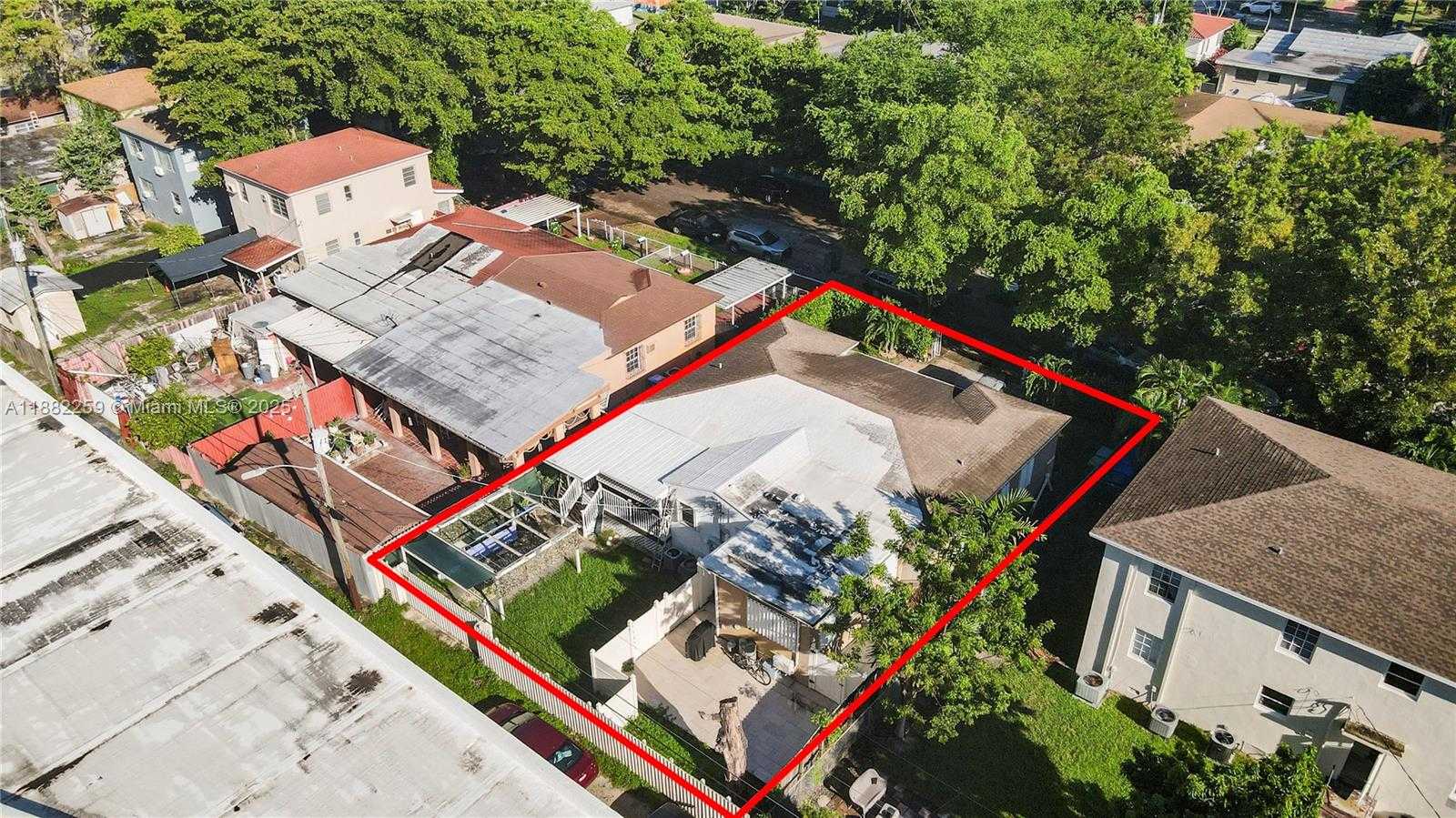 Small Image of 2530 SOUTH WEST 27TH ST #3, Miami Number 42