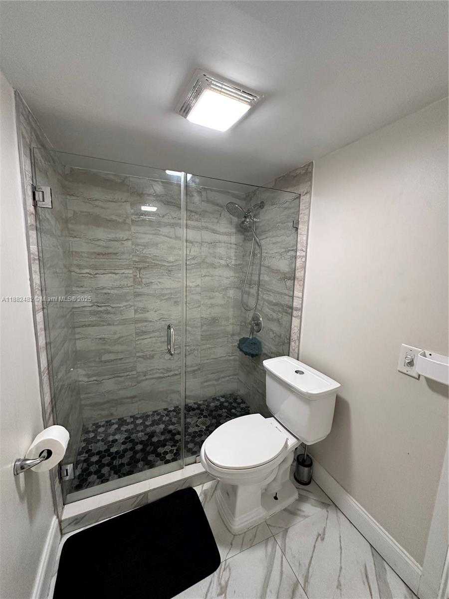 Small Image of 2270 SOUTH WEST 46TH CT #2, Dania Beach Number 14
