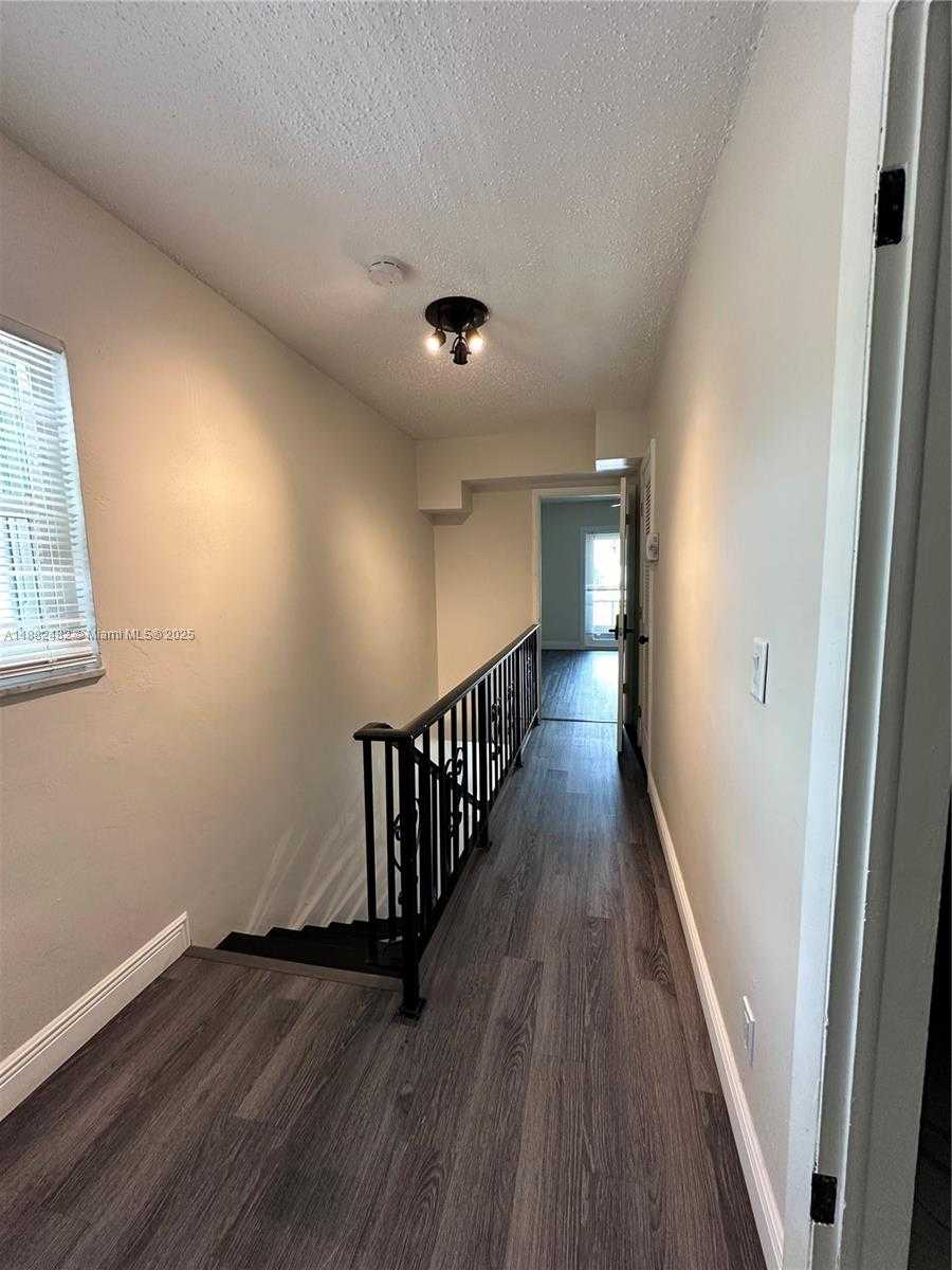 Small Image of 2270 SOUTH WEST 46TH CT #2, Dania Beach Number 15