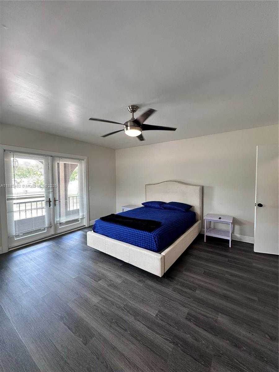 Small Image of 2270 SOUTH WEST 46TH CT #2, Dania Beach Number 17