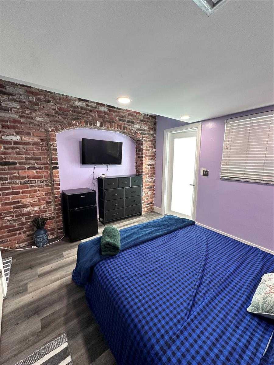 Small Image of 2270 SOUTH WEST 46TH CT #2, Dania Beach Number 24