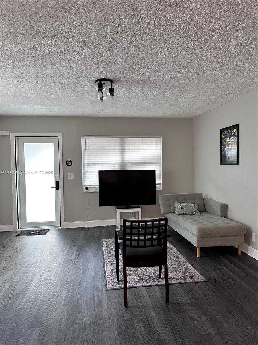 Small Image of 2270 SOUTH WEST 46TH CT #2, Dania Beach Number 28