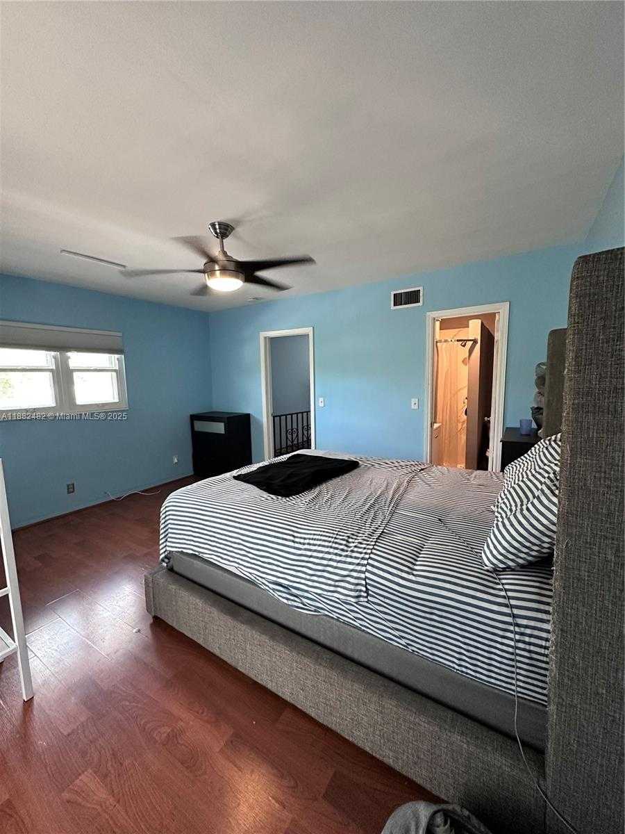 Small Image of 2270 SOUTH WEST 46TH CT #2, Dania Beach Number 43