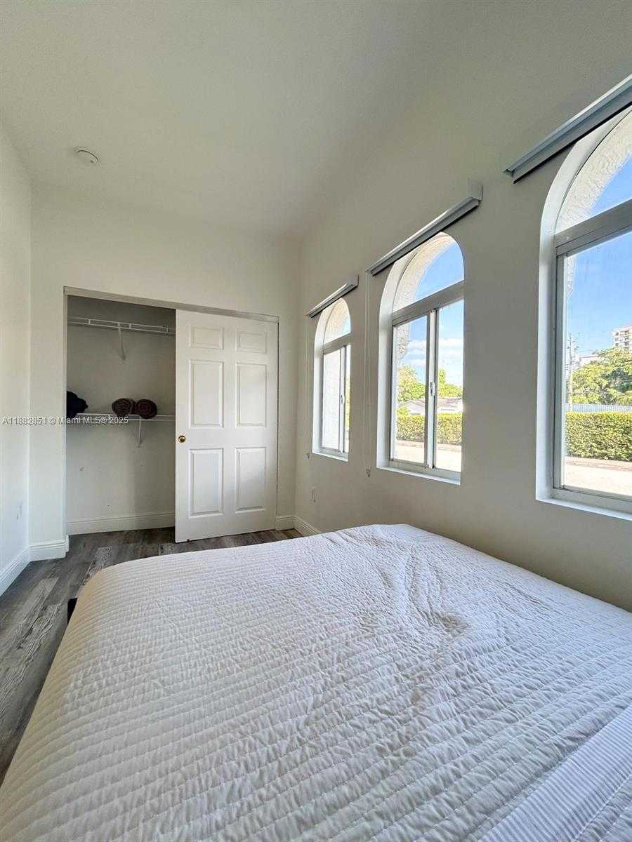 Small Image of 29 OVIEDO AVE, Coral Gables Number 11