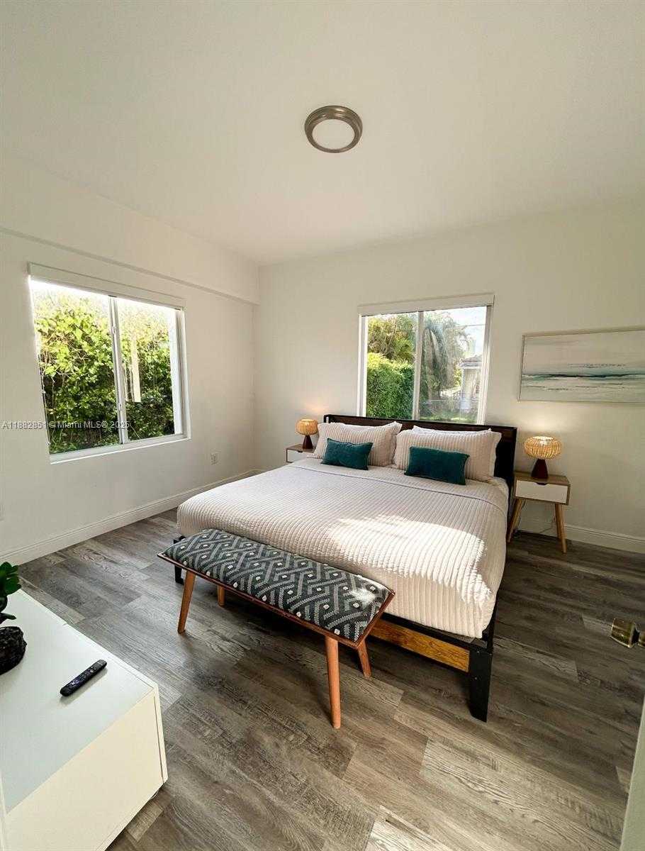 Small Image of 29 OVIEDO AVE, Coral Gables Number 13