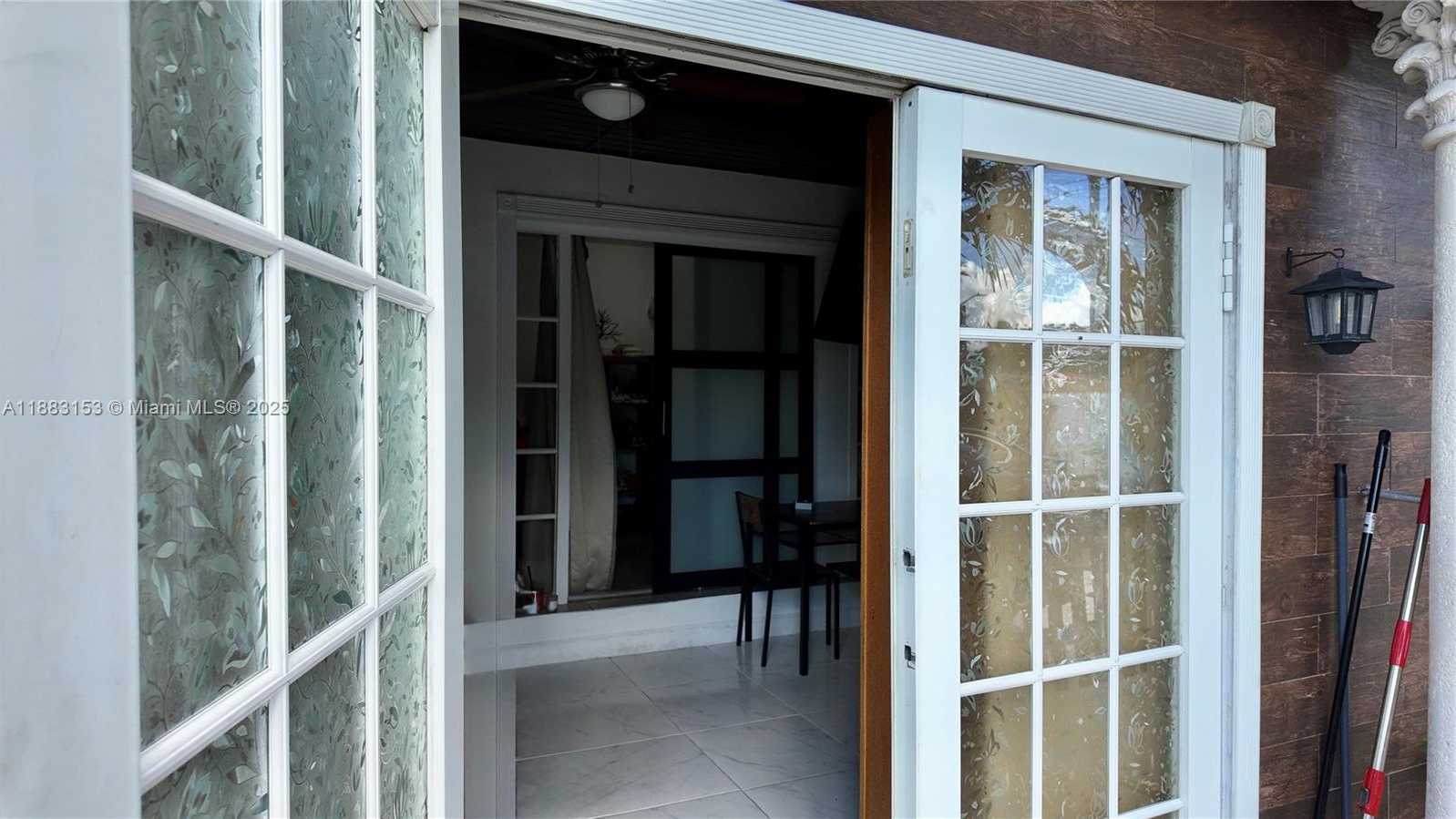 Small Image of 1410 SOUTH WEST 22ND AVE, Miami Number 11