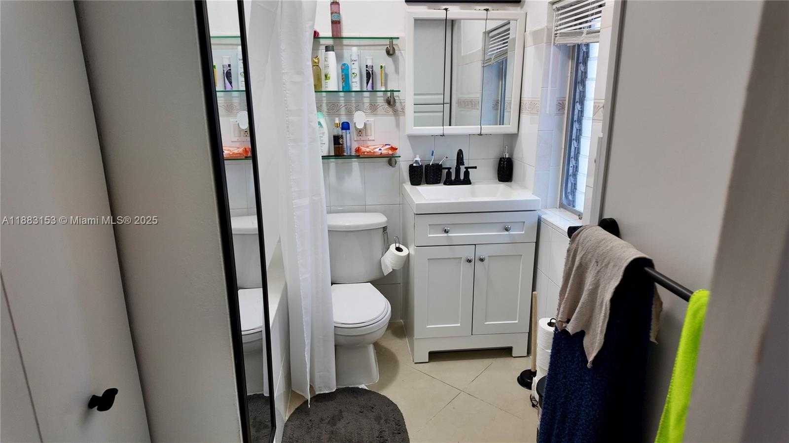 Small Image of 1410 SOUTH WEST 22ND AVE, Miami Number 25