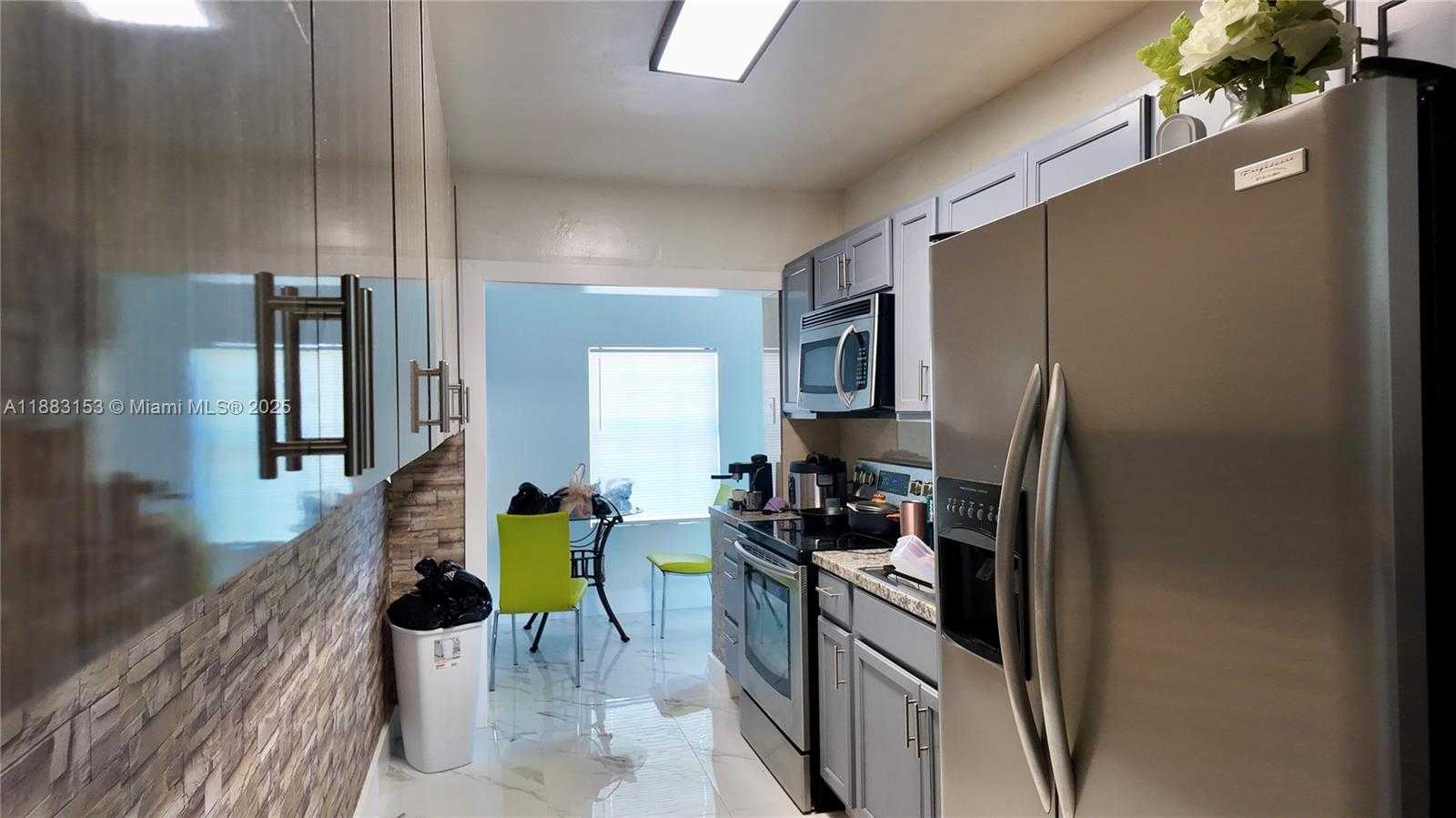 Small Image of 1410 SOUTH WEST 22ND AVE, Miami Number 8