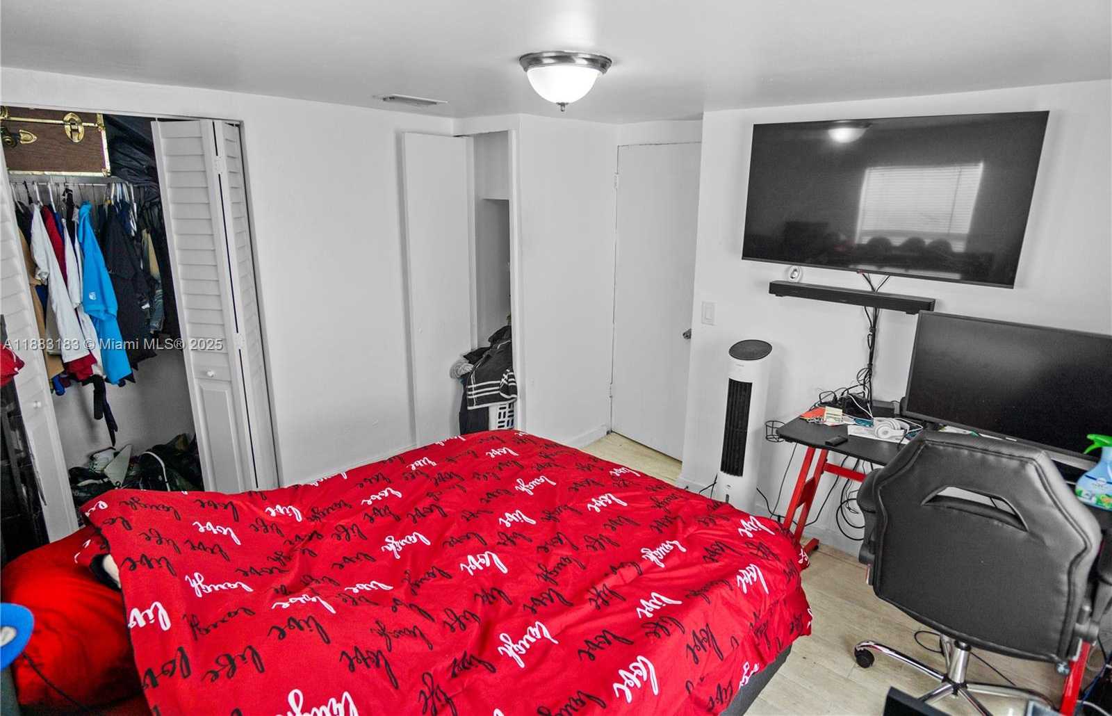 Small Image of 621 GLENN PKWY, Hollywood Number 11