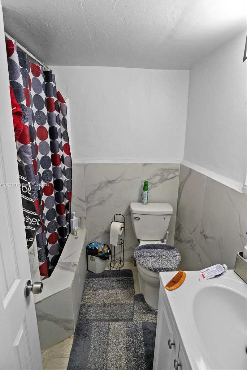 Small Image of 621 GLENN PKWY, Hollywood Number 9