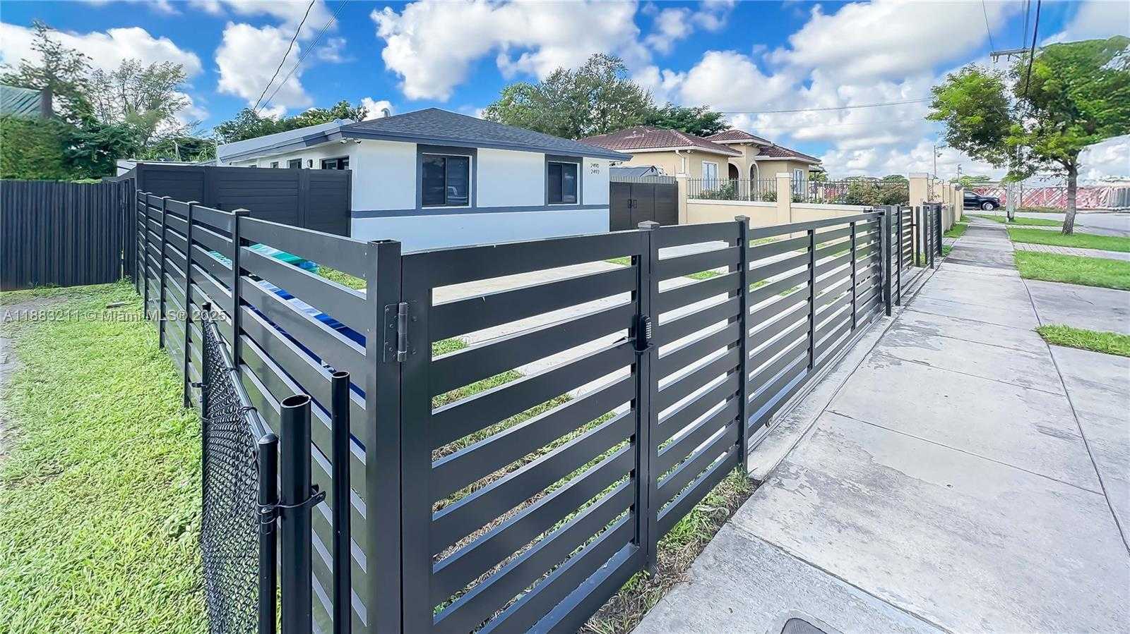 Small Image of 2490 NORTH WEST 44TH ST #2, Miami Number 3