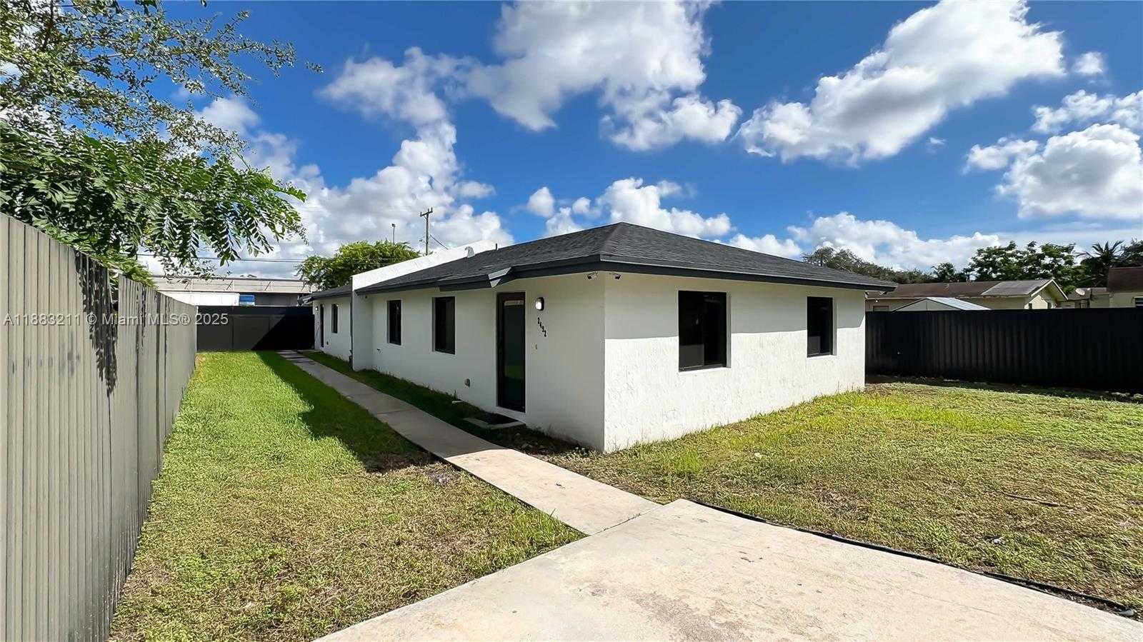 Small Image of 2490 NORTH WEST 44TH ST #2, Miami Number 4