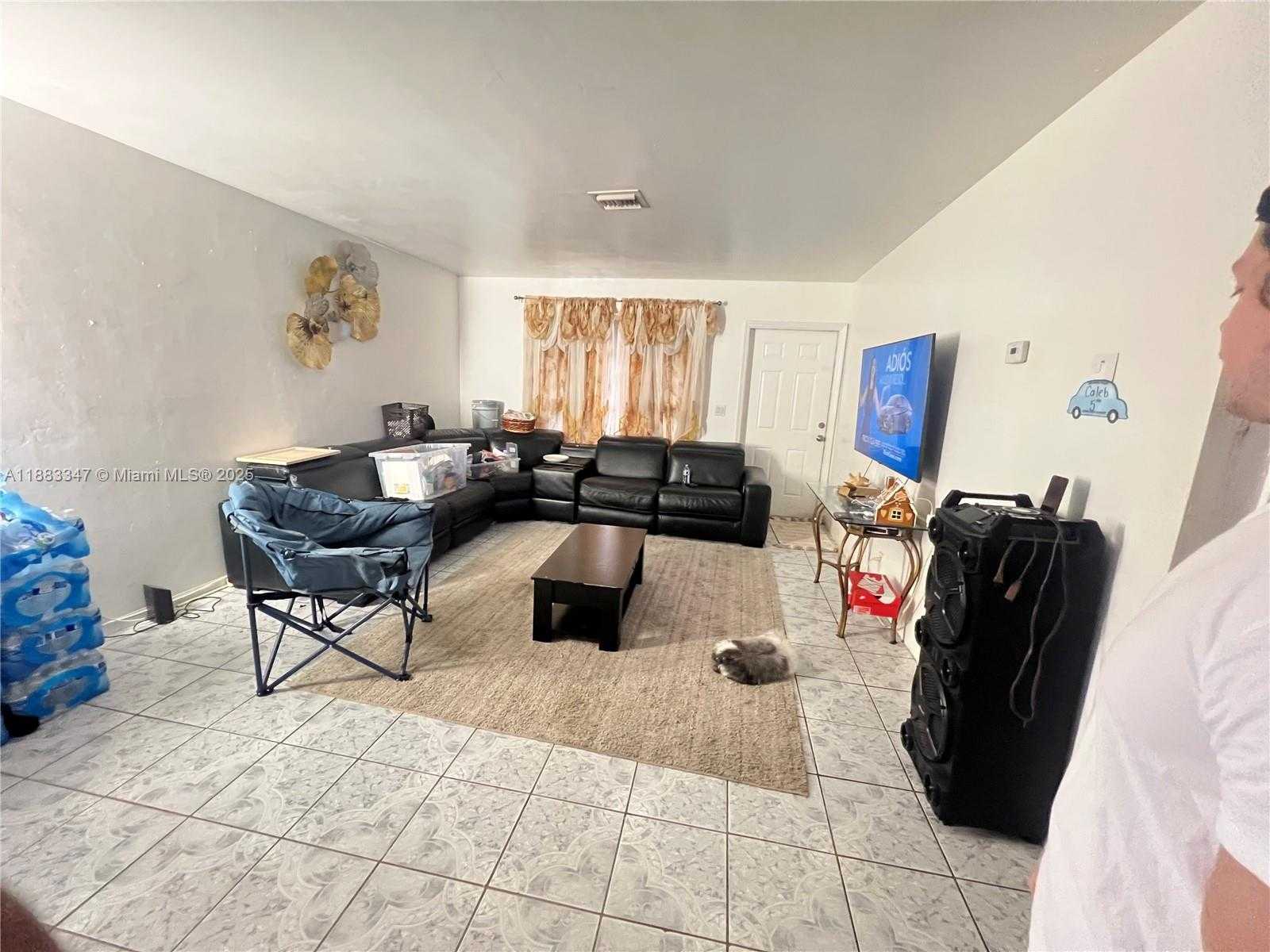 Small Image of 4108 SOUTH WEST 22ND ST #2, Fort Lauderdale Number 4