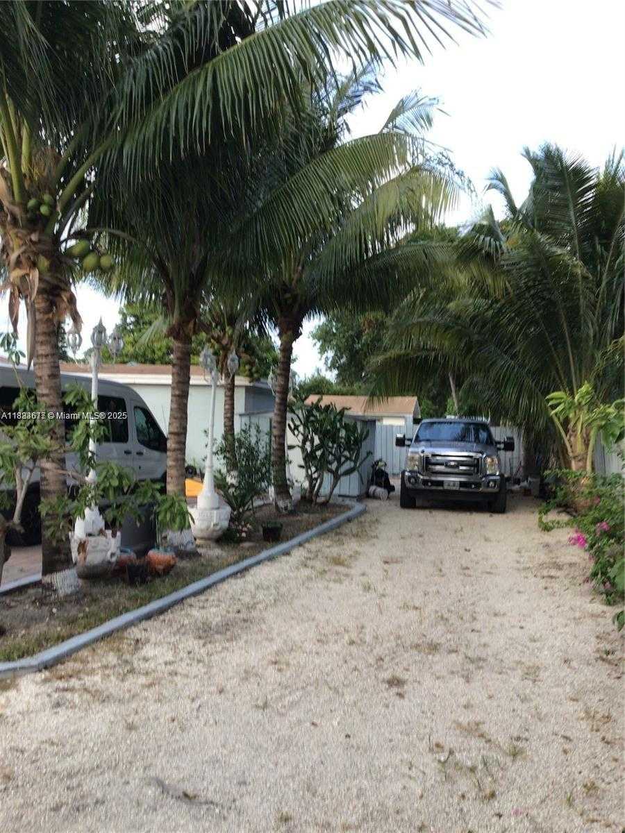 Small Image of 1860 NORTH WEST 45TH ST #2, Miami Number 4