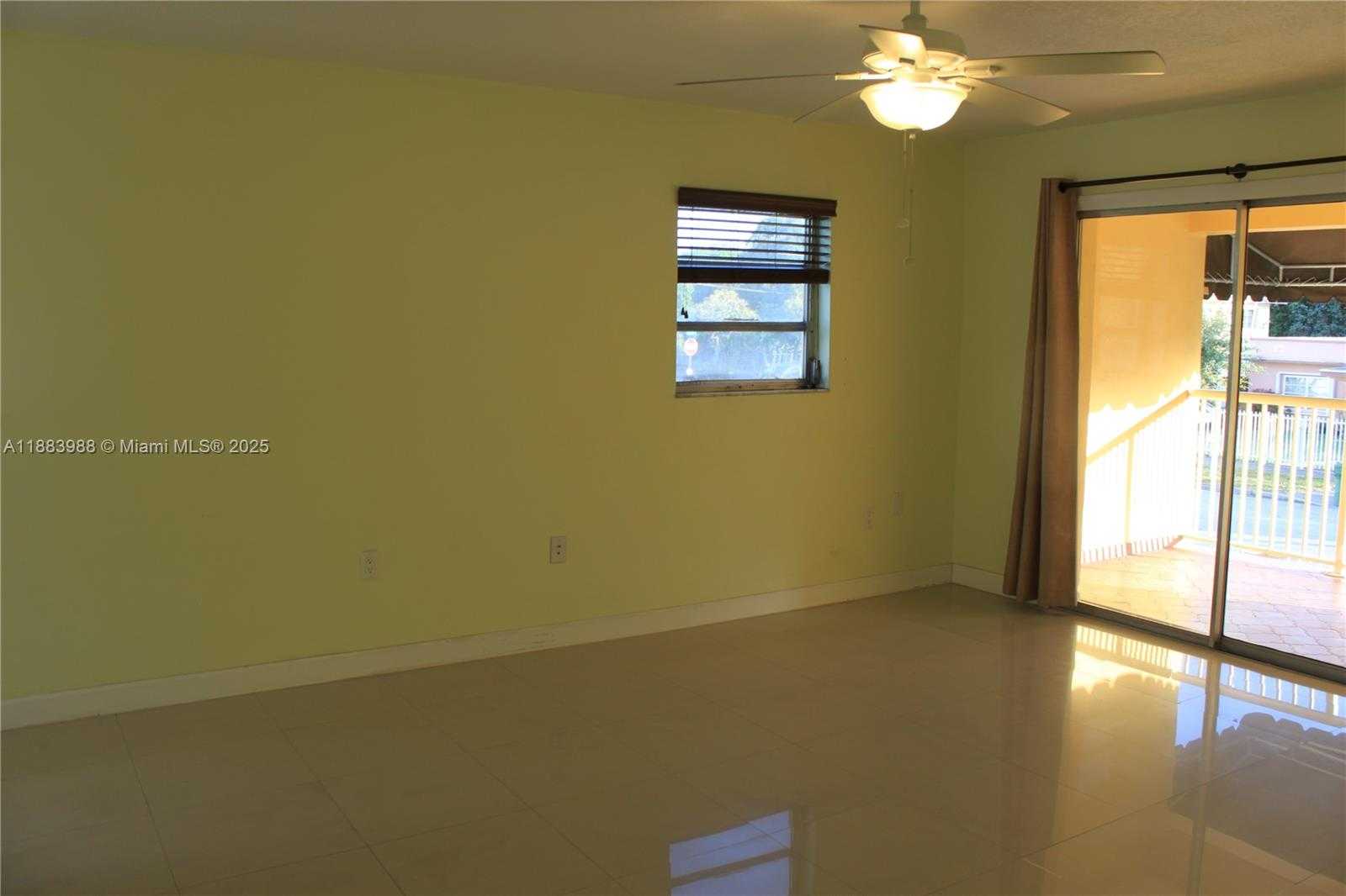 Small Image of 971 EAST 18TH ST, Hialeah Number 17