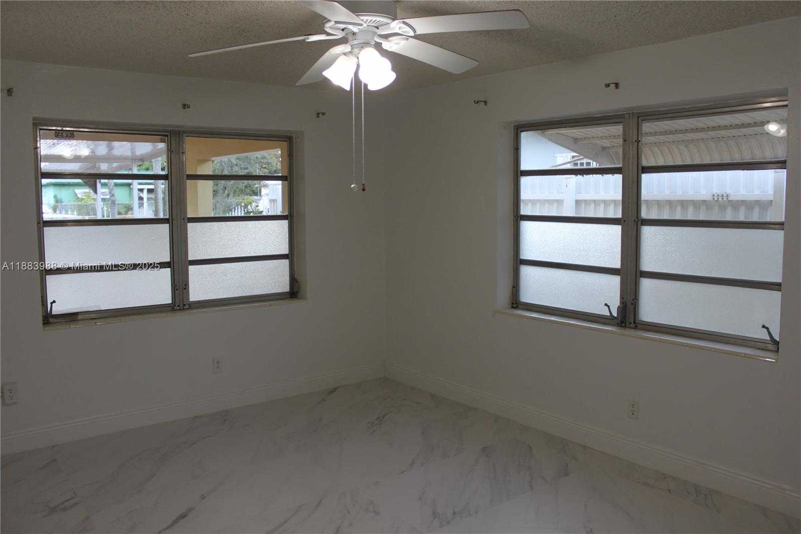 Small Image of 971 EAST 18TH ST, Hialeah Number 38