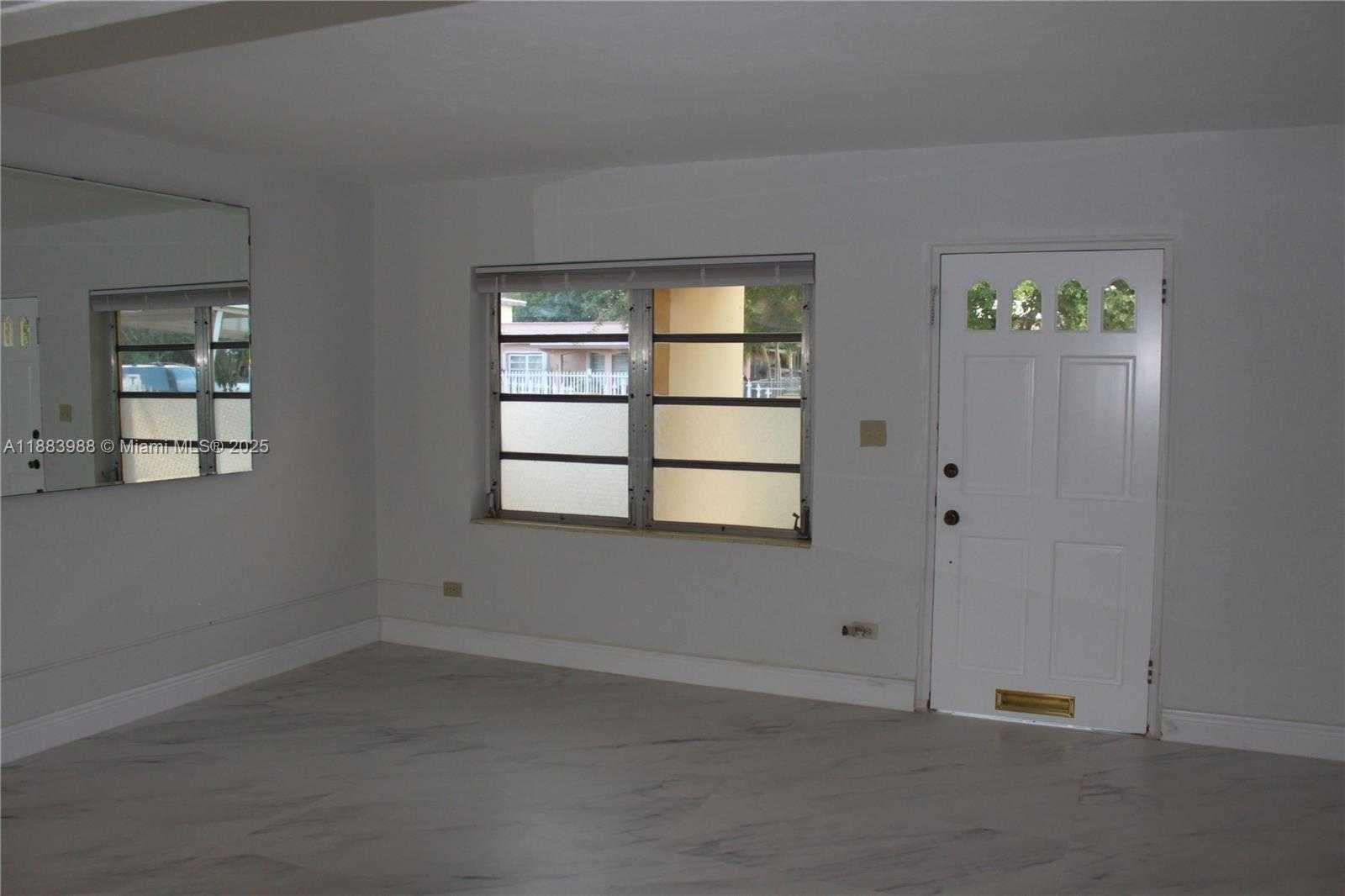 Small Image of 971 EAST 18TH ST, Hialeah Number 43