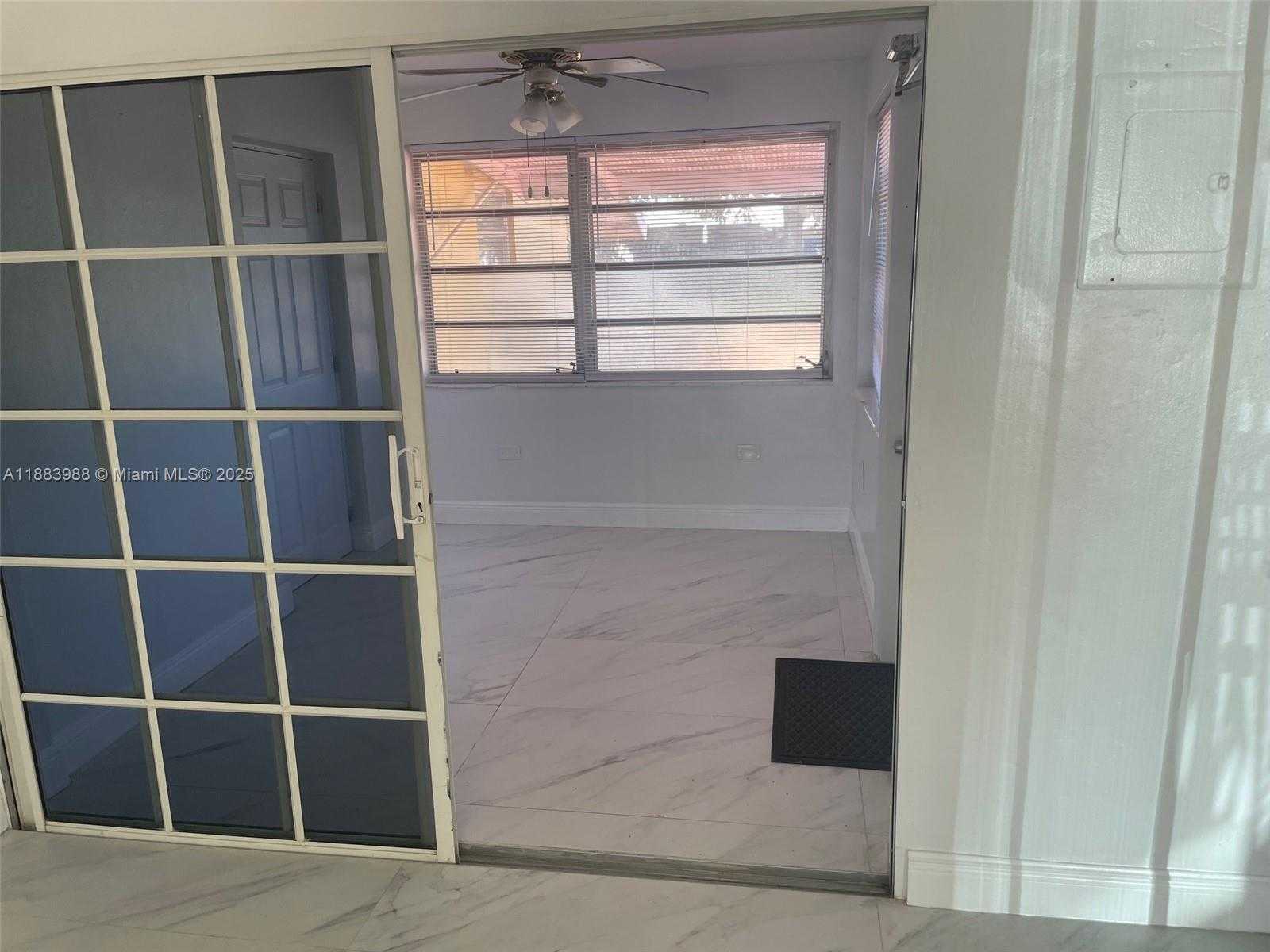 Small Image of 971 EAST 18TH ST, Hialeah Number 46