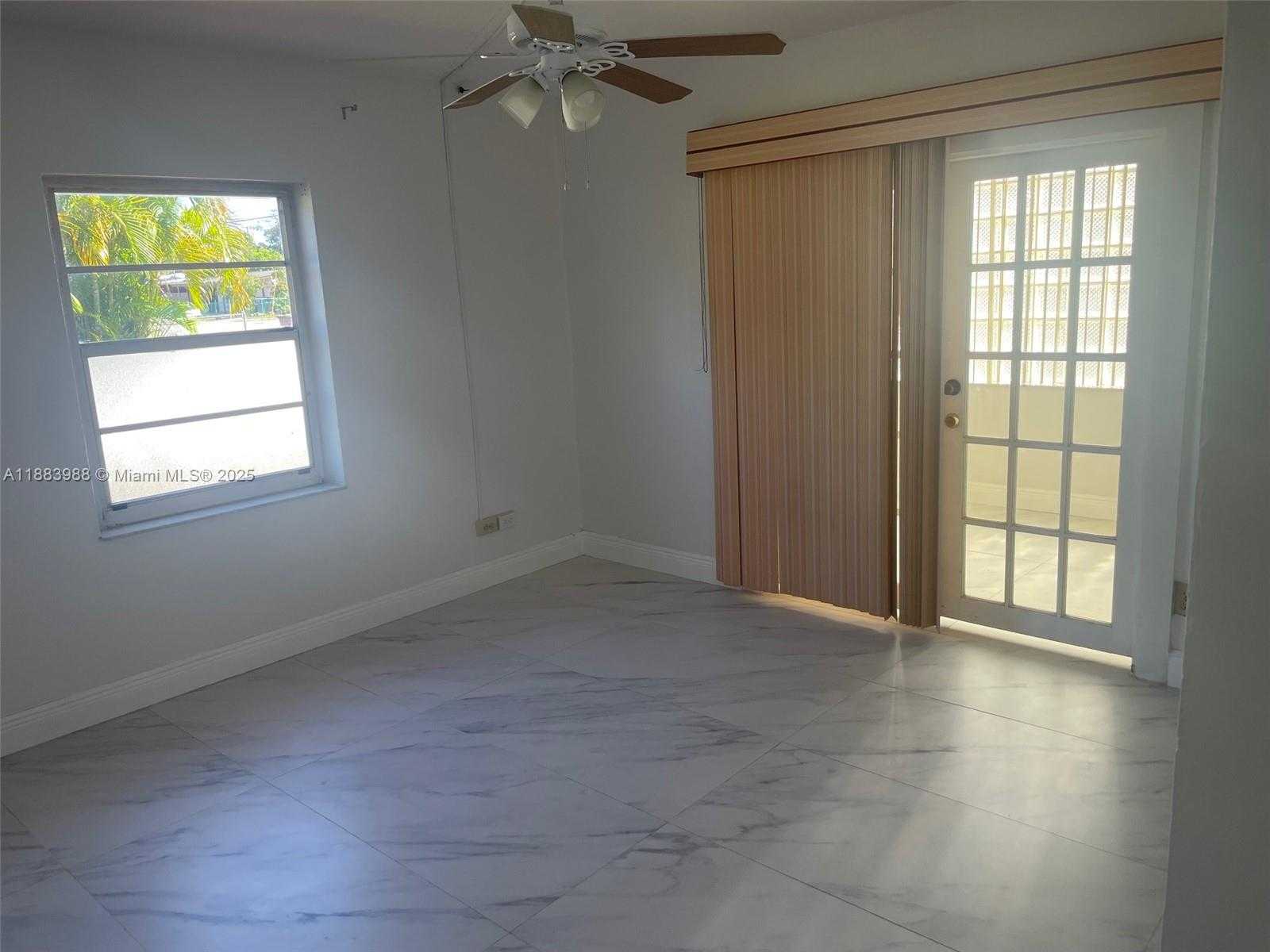 Small Image of 971 EAST 18TH ST, Hialeah Number 49
