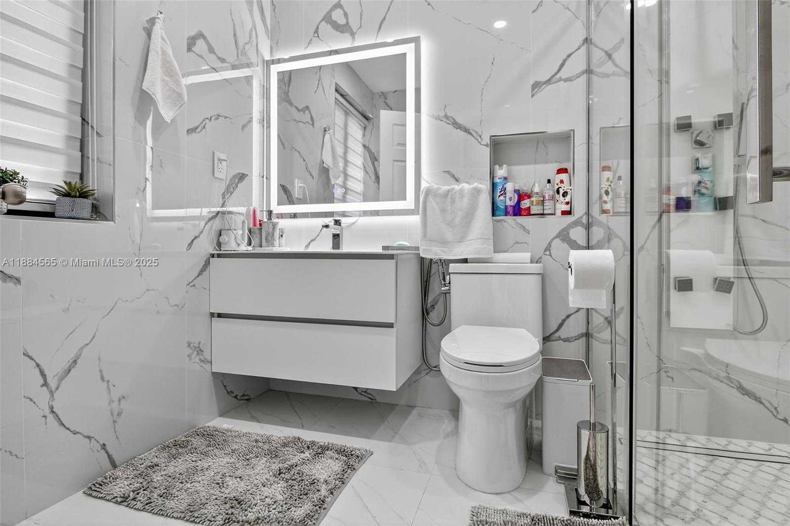 Small Image of 3297 SOUTH WEST 26TH ST, Miami Number 18
