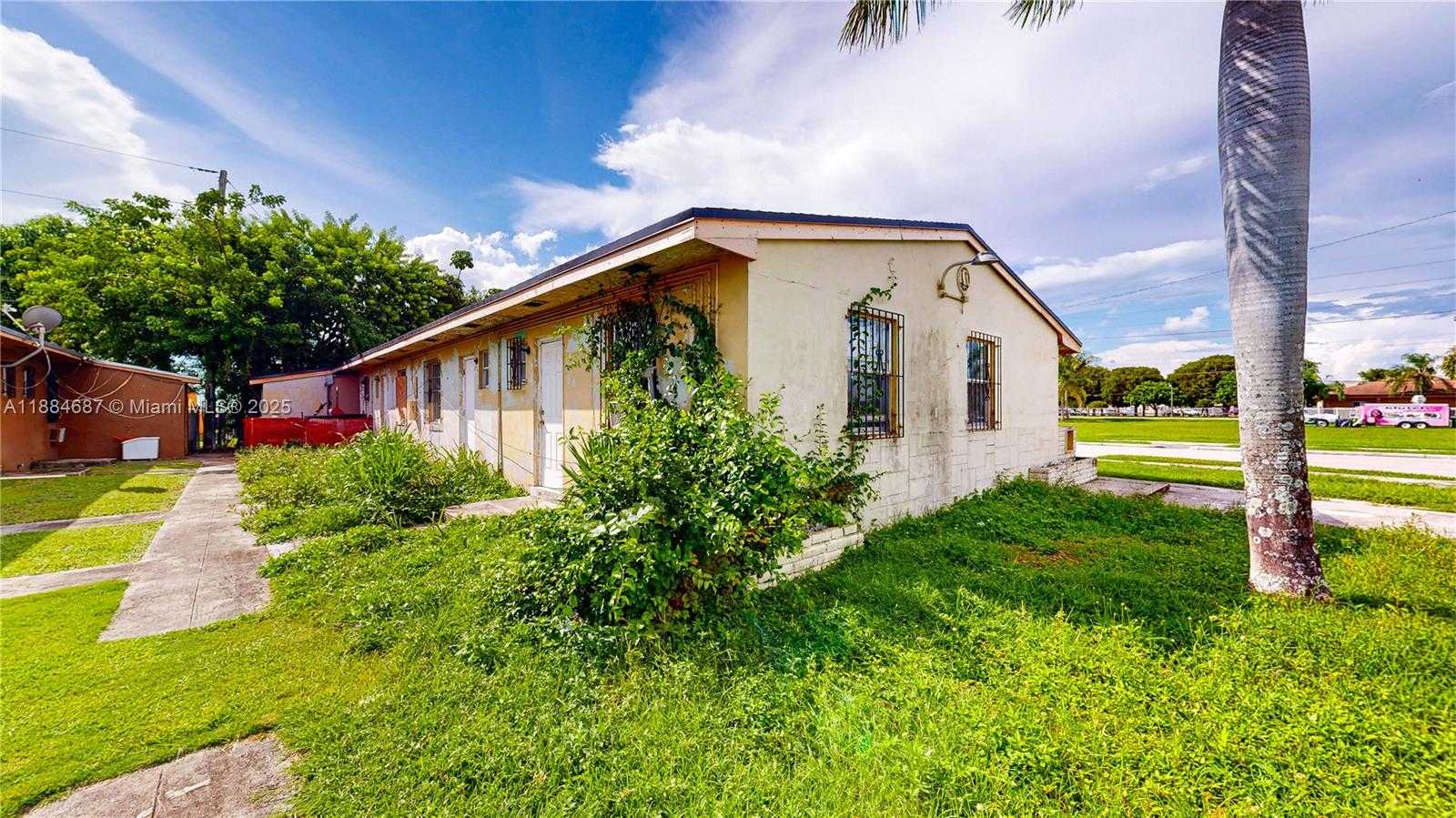 Small Image of 1478 NORTH WEST 2ND AVE, Florida City Number 38