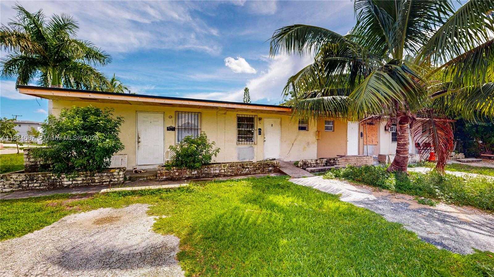 Small Image of 1478 NORTH WEST 2ND AVE, Florida City Number 4