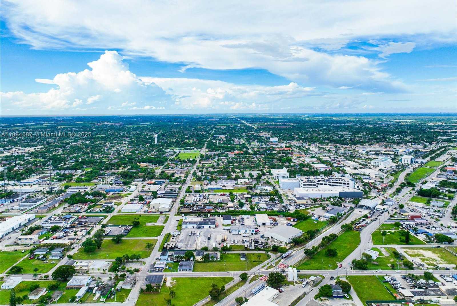 Small Image of 1478 NORTH WEST 2ND AVE, Florida City Number 52