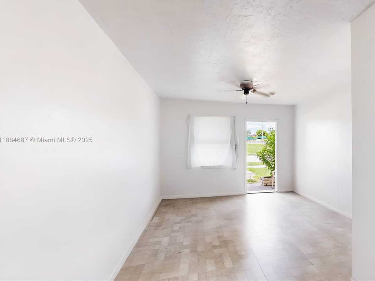 Small Image of 1478 NORTH WEST 2ND AVE, Florida City Number 6