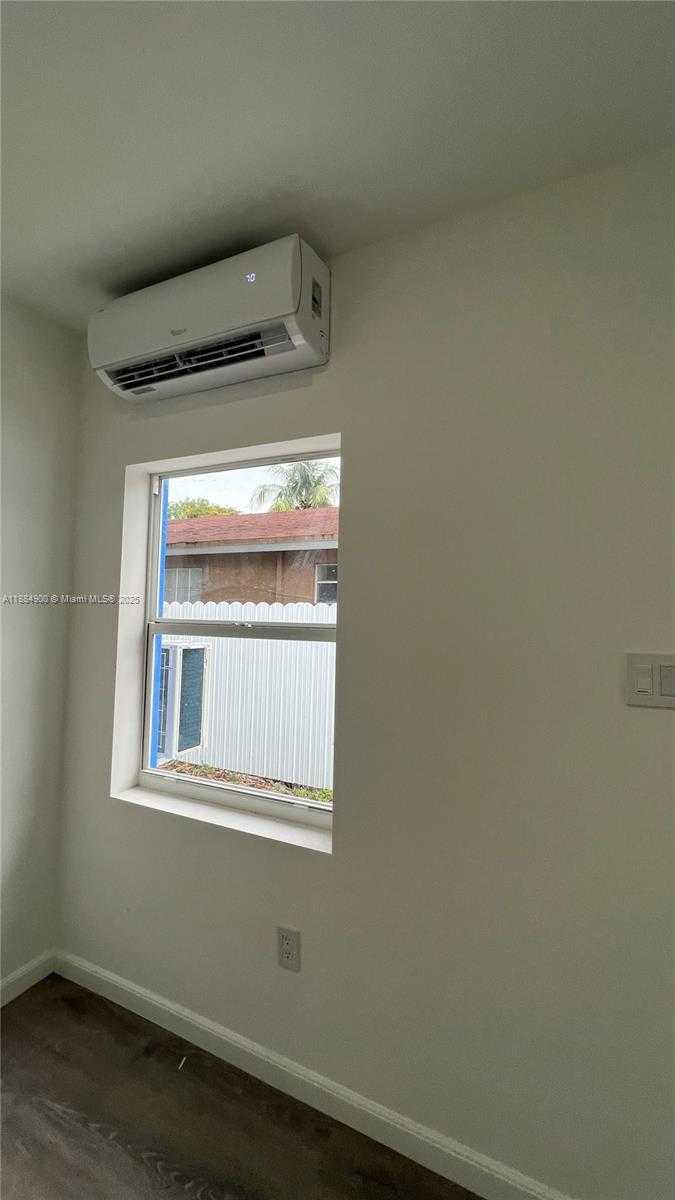 Small Image of 4139 NORTH WEST 23RD AVE, Miami Number 19