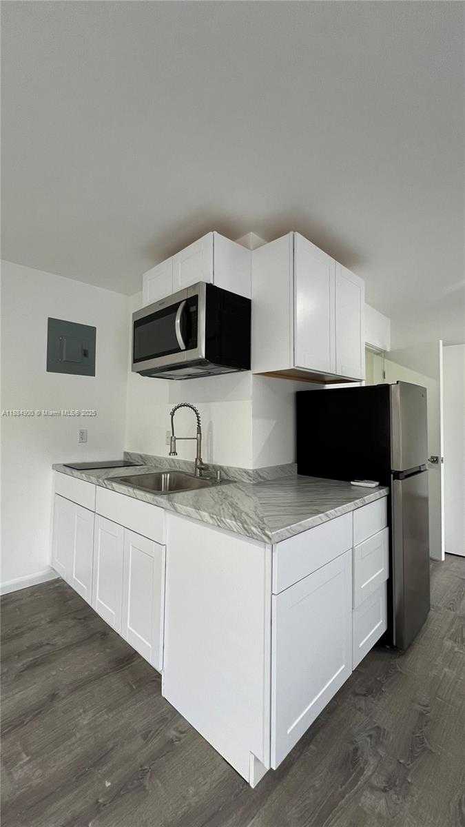Small Image of 4139 NORTH WEST 23RD AVE, Miami Number 24