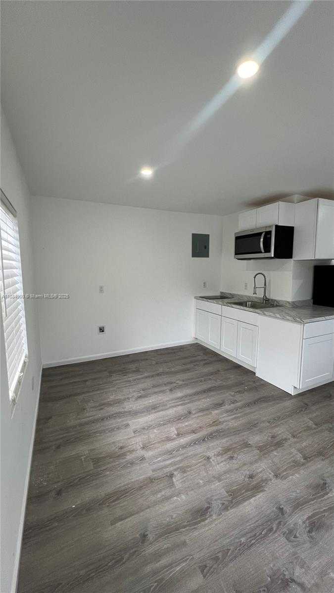 Small Image of 4139 NORTH WEST 23RD AVE, Miami Number 26