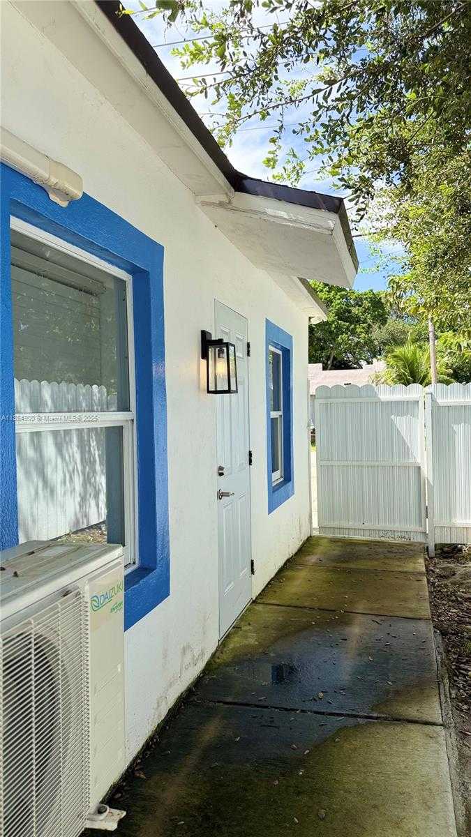 Small Image of 4139 NORTH WEST 23RD AVE, Miami Number 28