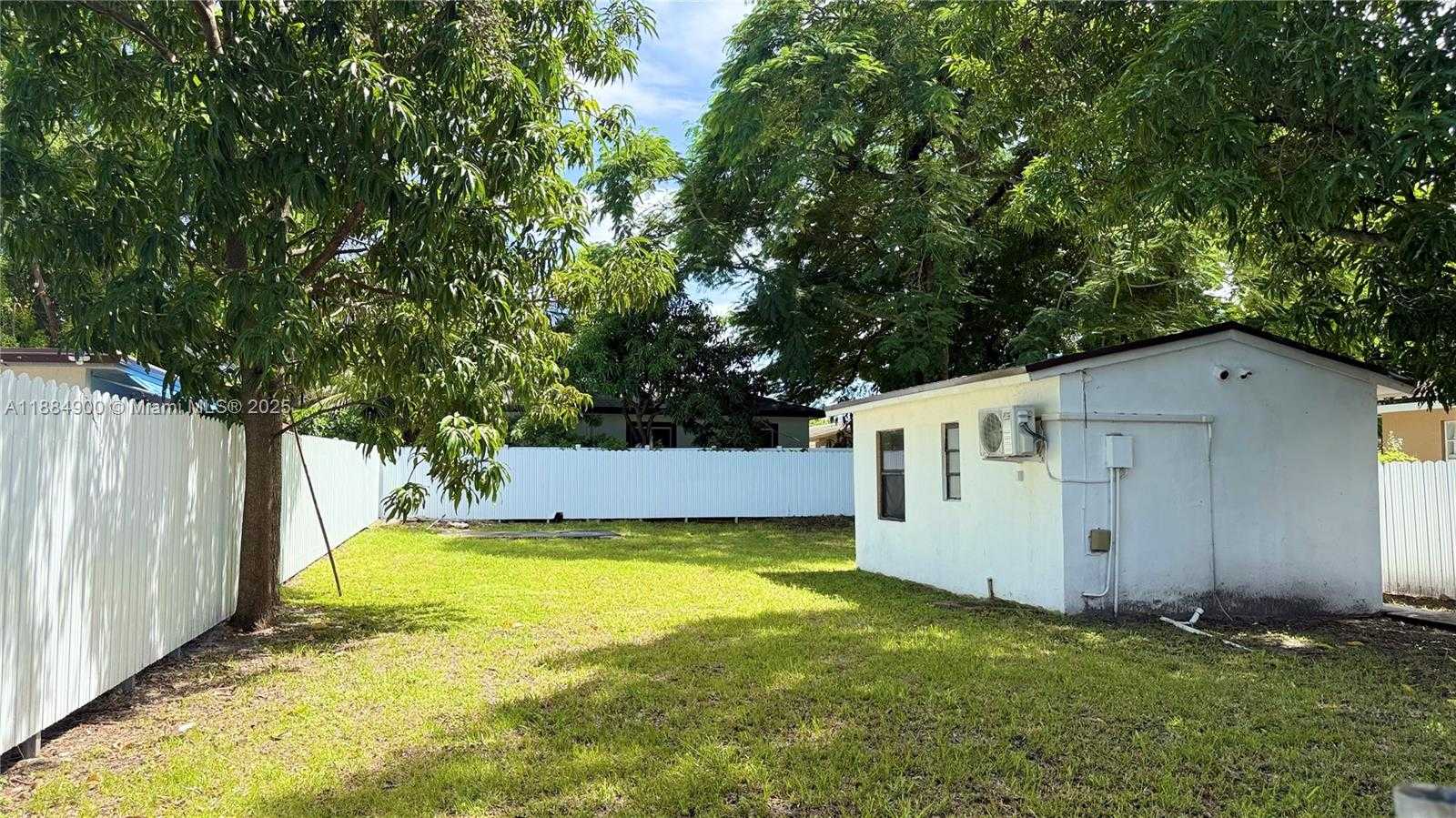 Small Image of 4139 NORTH WEST 23RD AVE, Miami Number 29